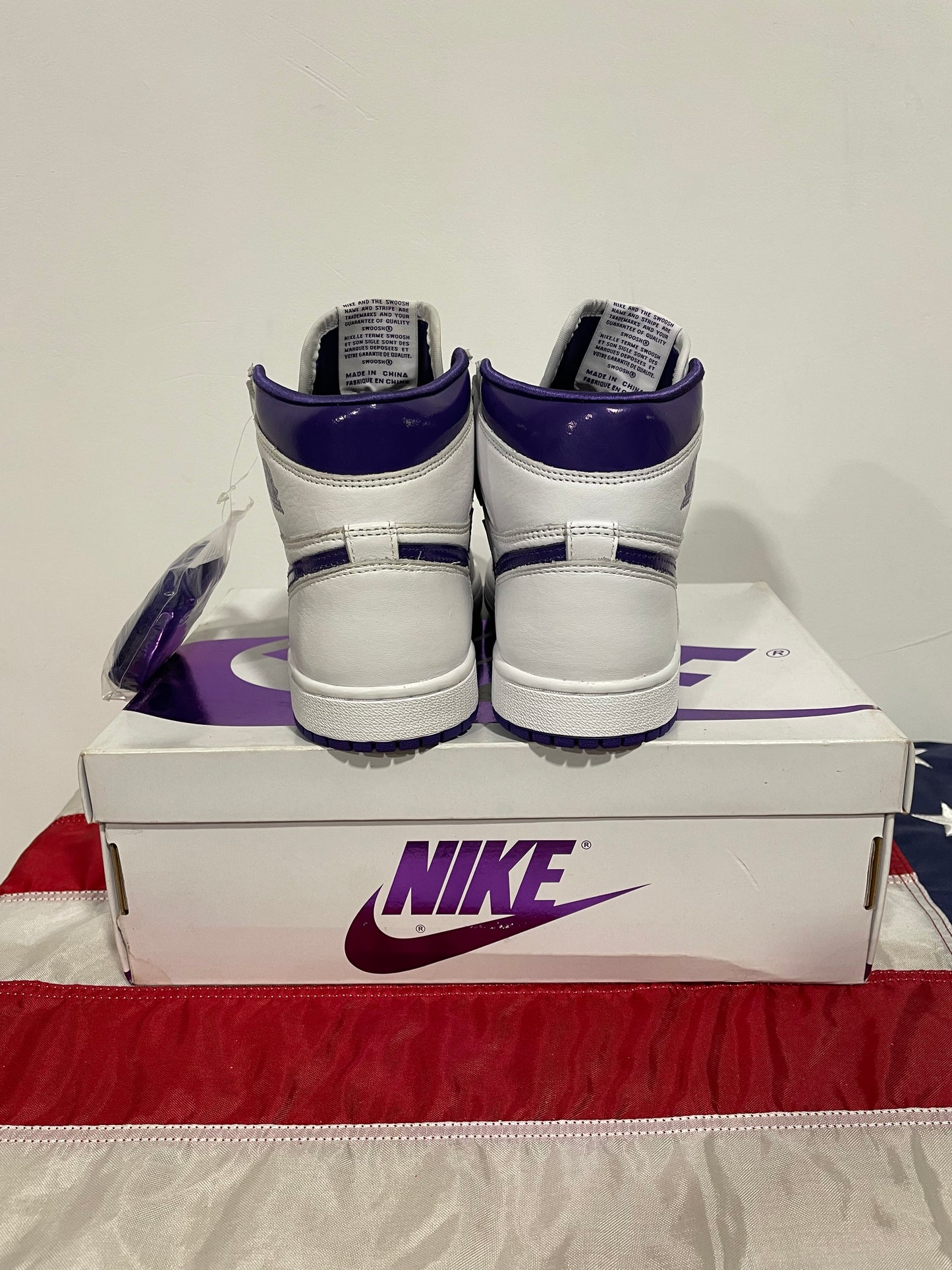 Jordan 1 Retro high court purple W
