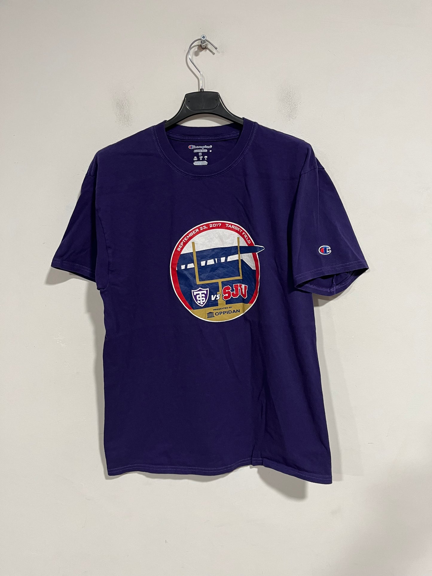 T shirt Champion NCAA from USA (G152)