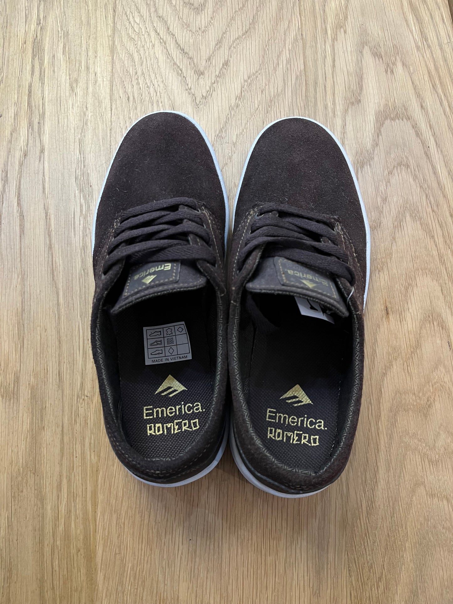 Scarpe Emerica The Romero Laced nuove con scatola (G313)