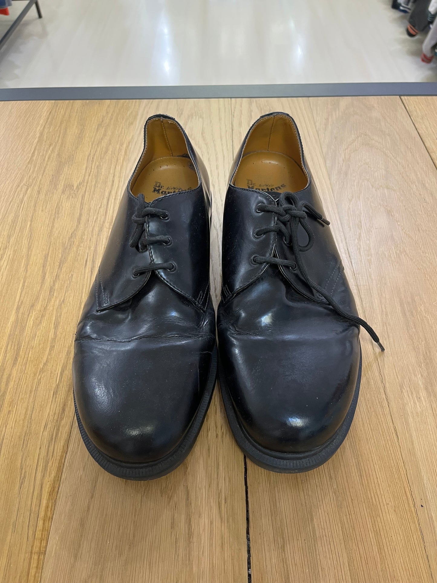 Scarpe Dr. Martens AW501 nere (G662)