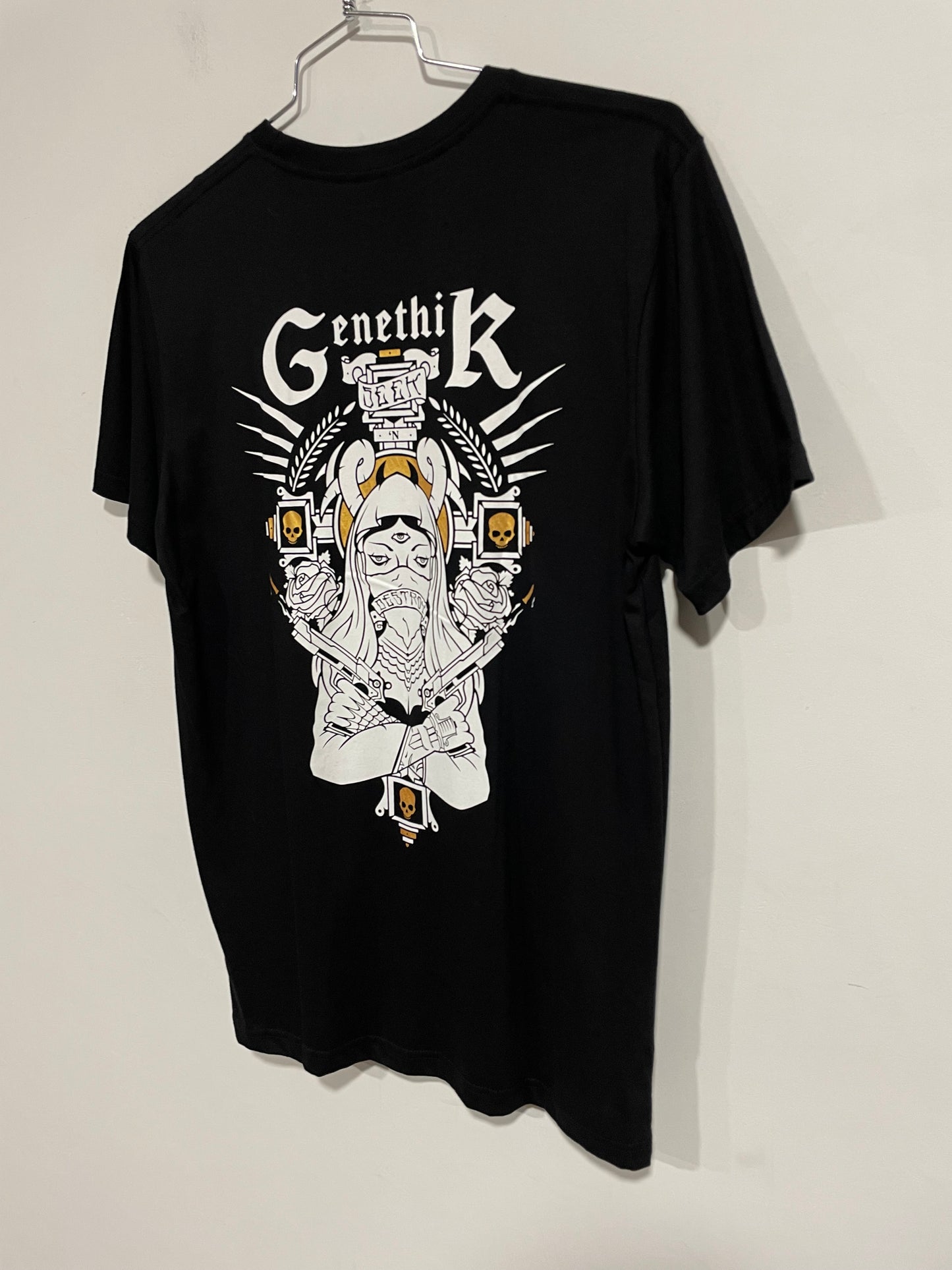 T shirt Madonna Siberiana by Genethik