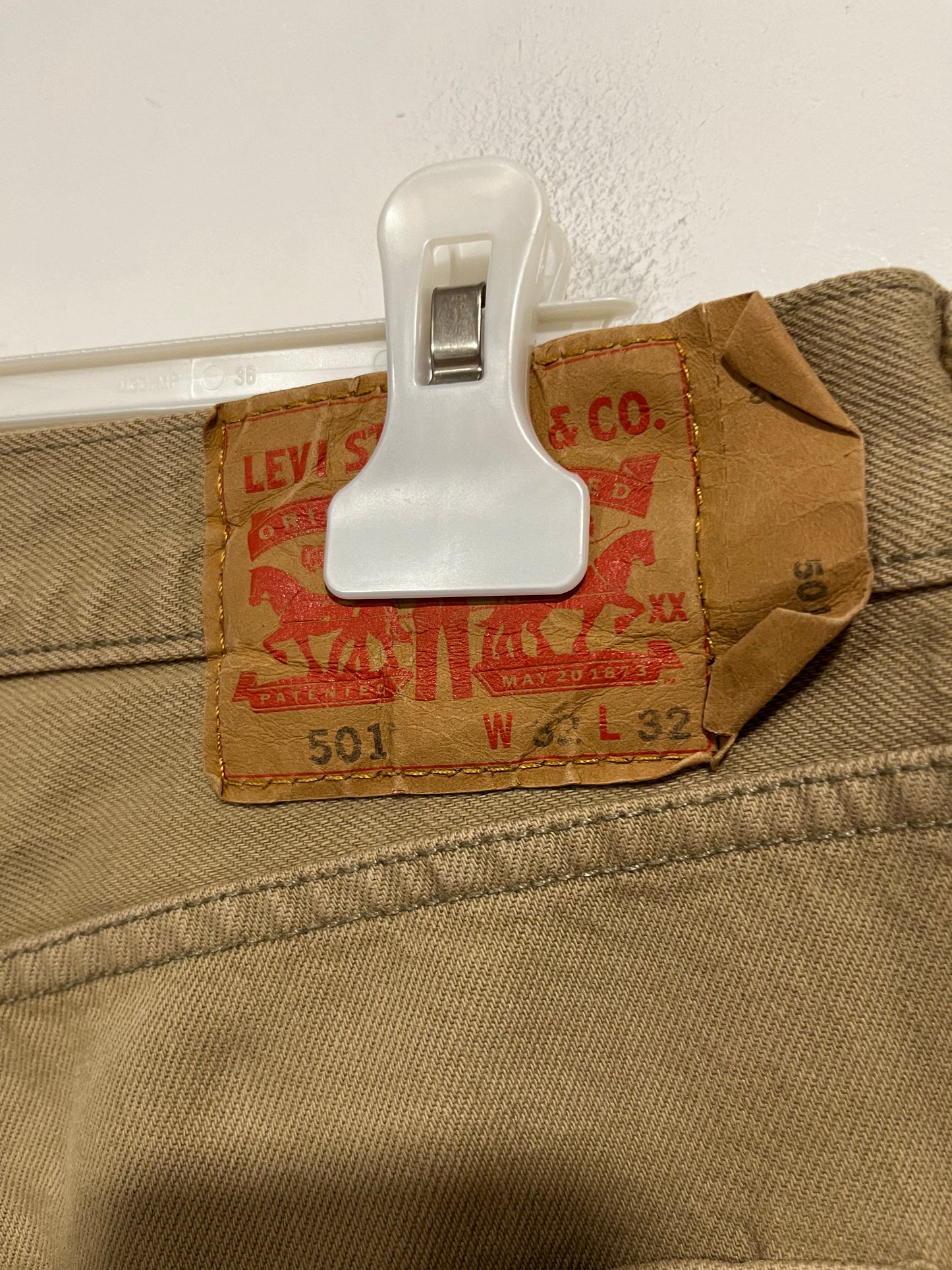 Jeans Levi’s 501 beige (G502)