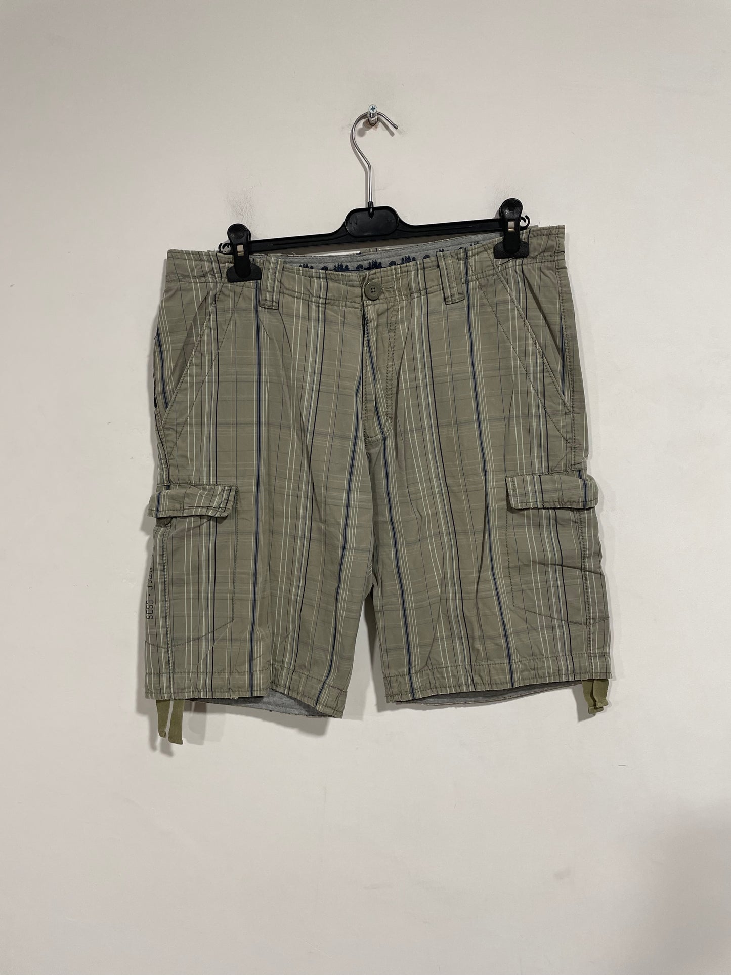 Shorts cargo Nike (D730)