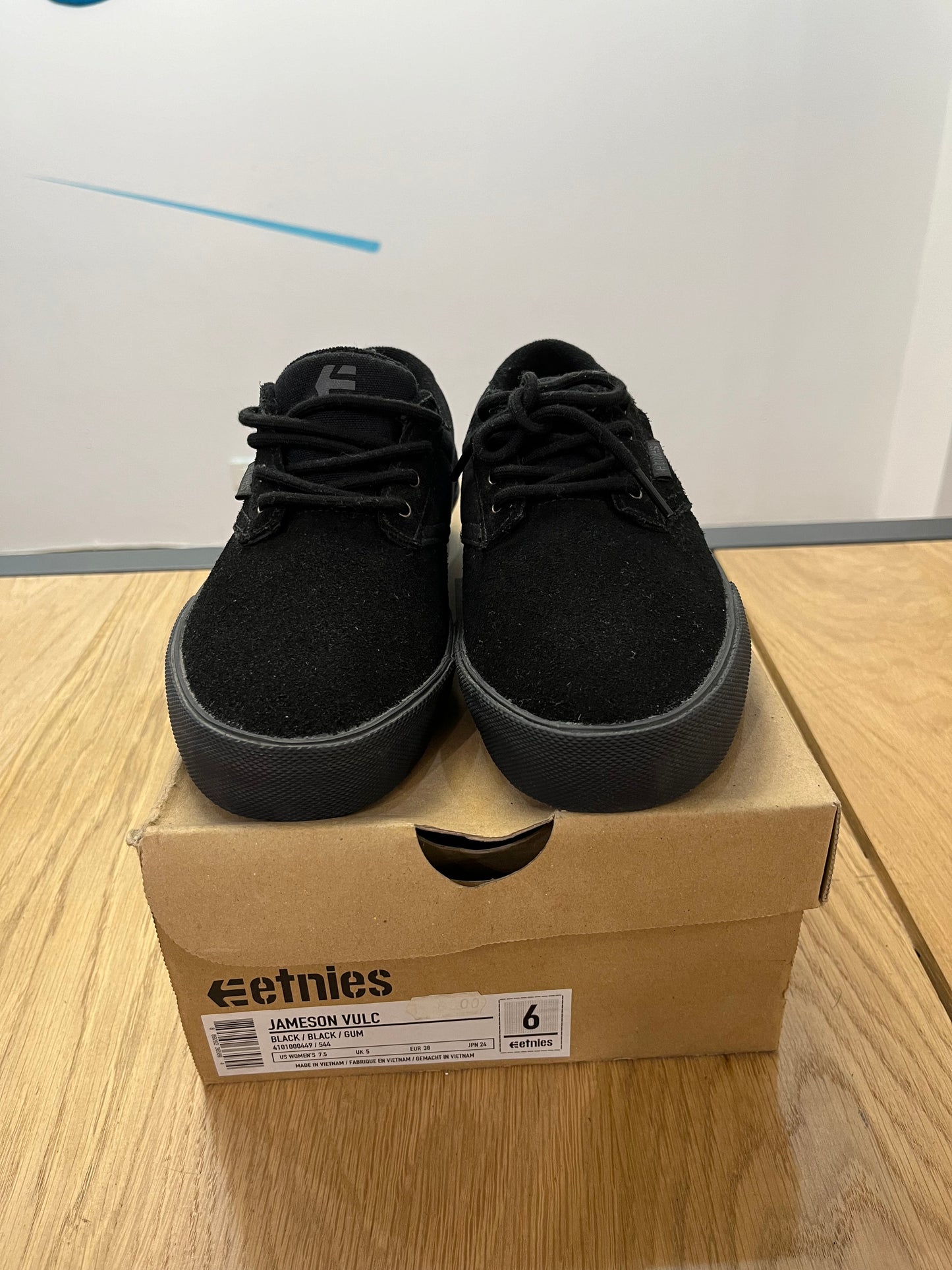 Scarpe Etnies Jameson Vulc nere nuove con scatola (G311)