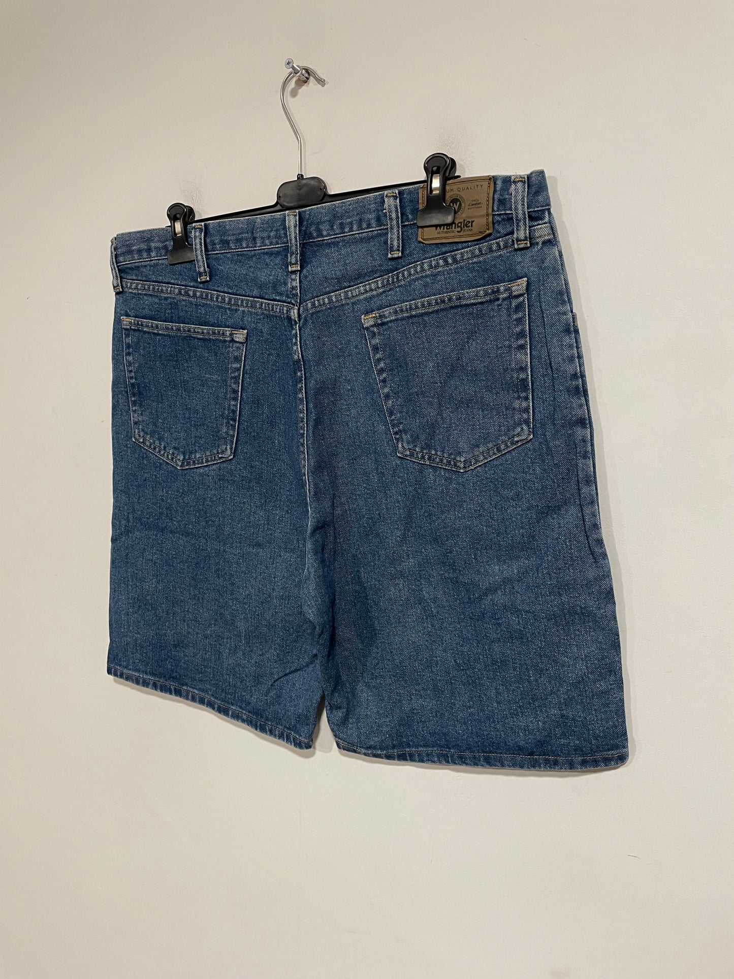 Short baggy Wrangler in jeans (D438)