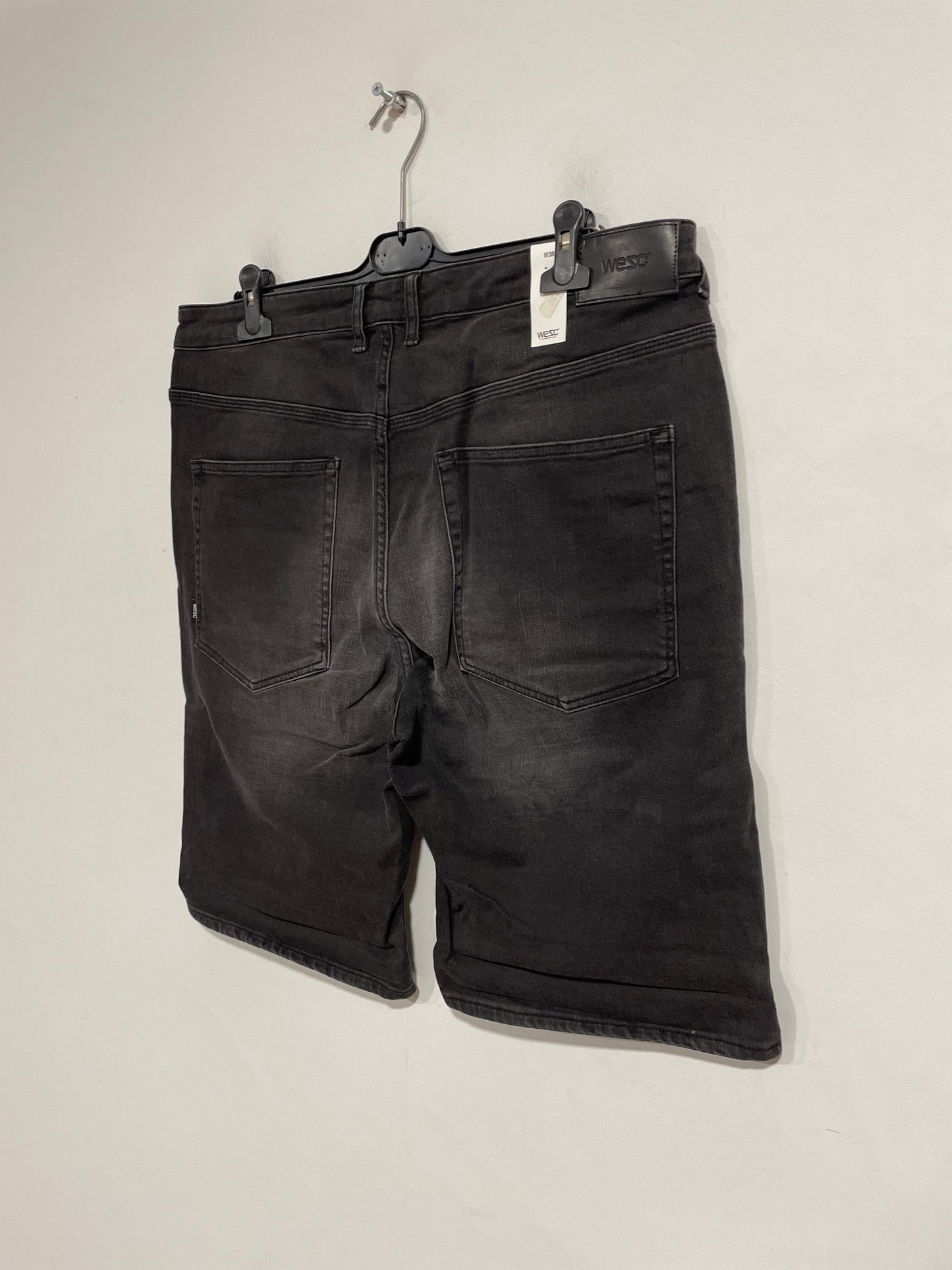 Shorts in jeans Wesc nuovo con cartellino (D688)