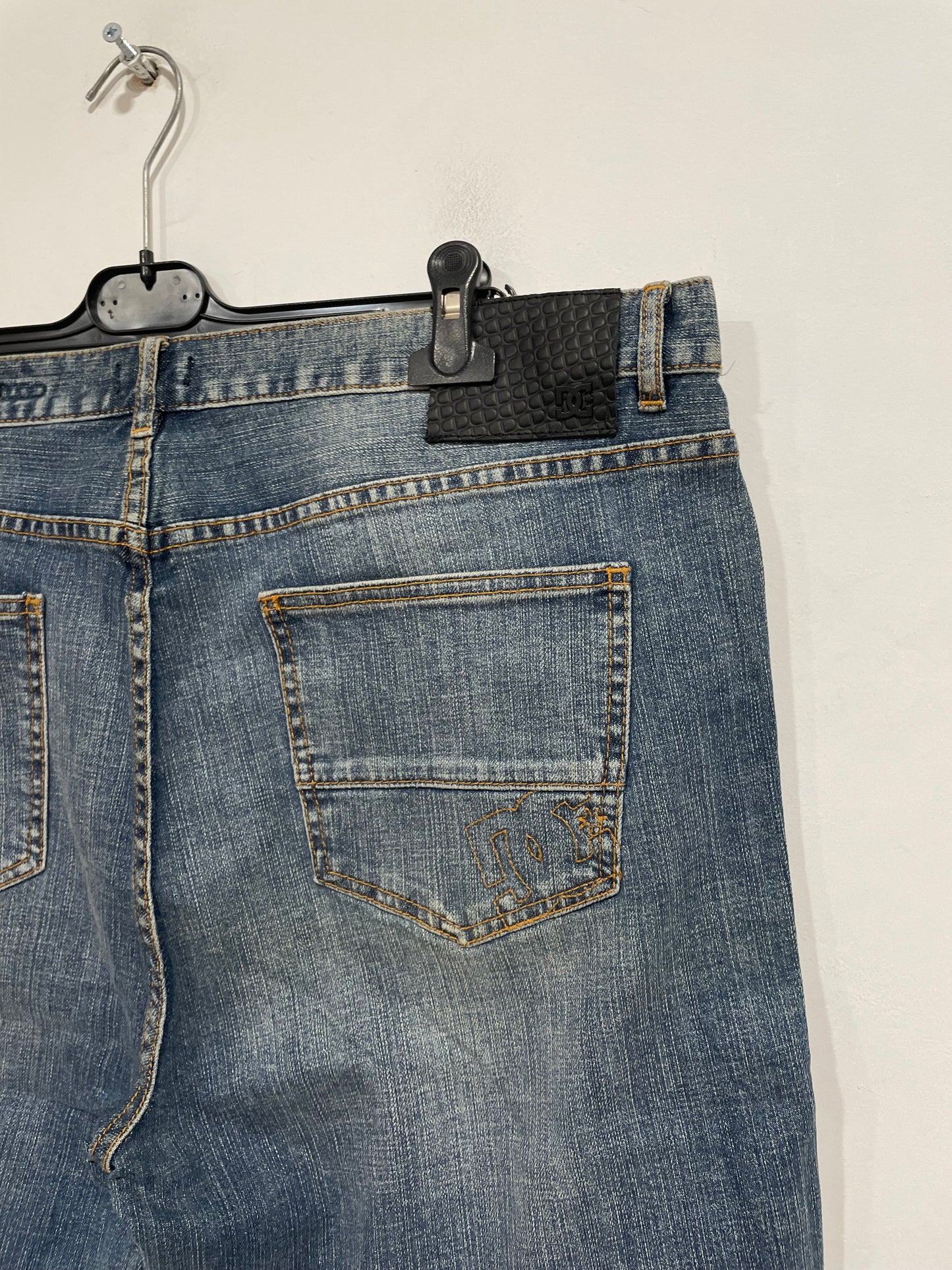 Shorts DC shoes nuovo con cartellino (D698)