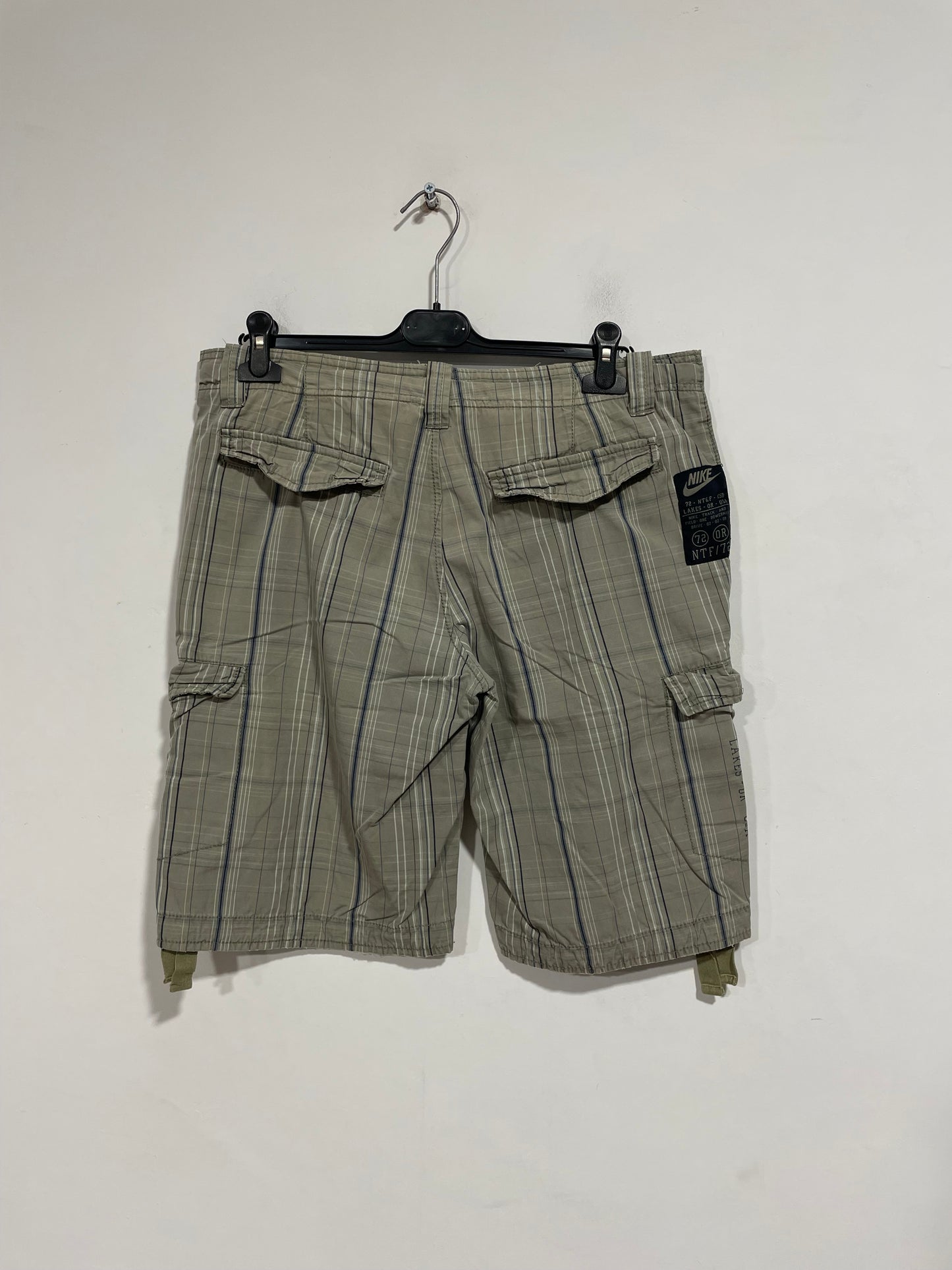 Shorts cargo Nike (D730)