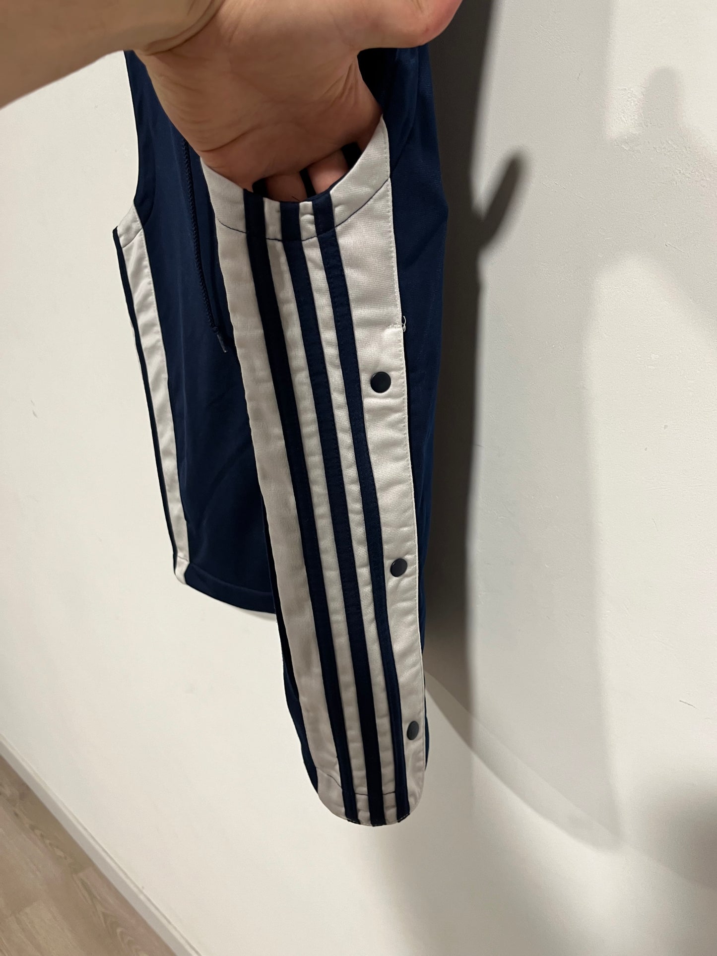 Smanicato Adidas originals anni 90 (G406)