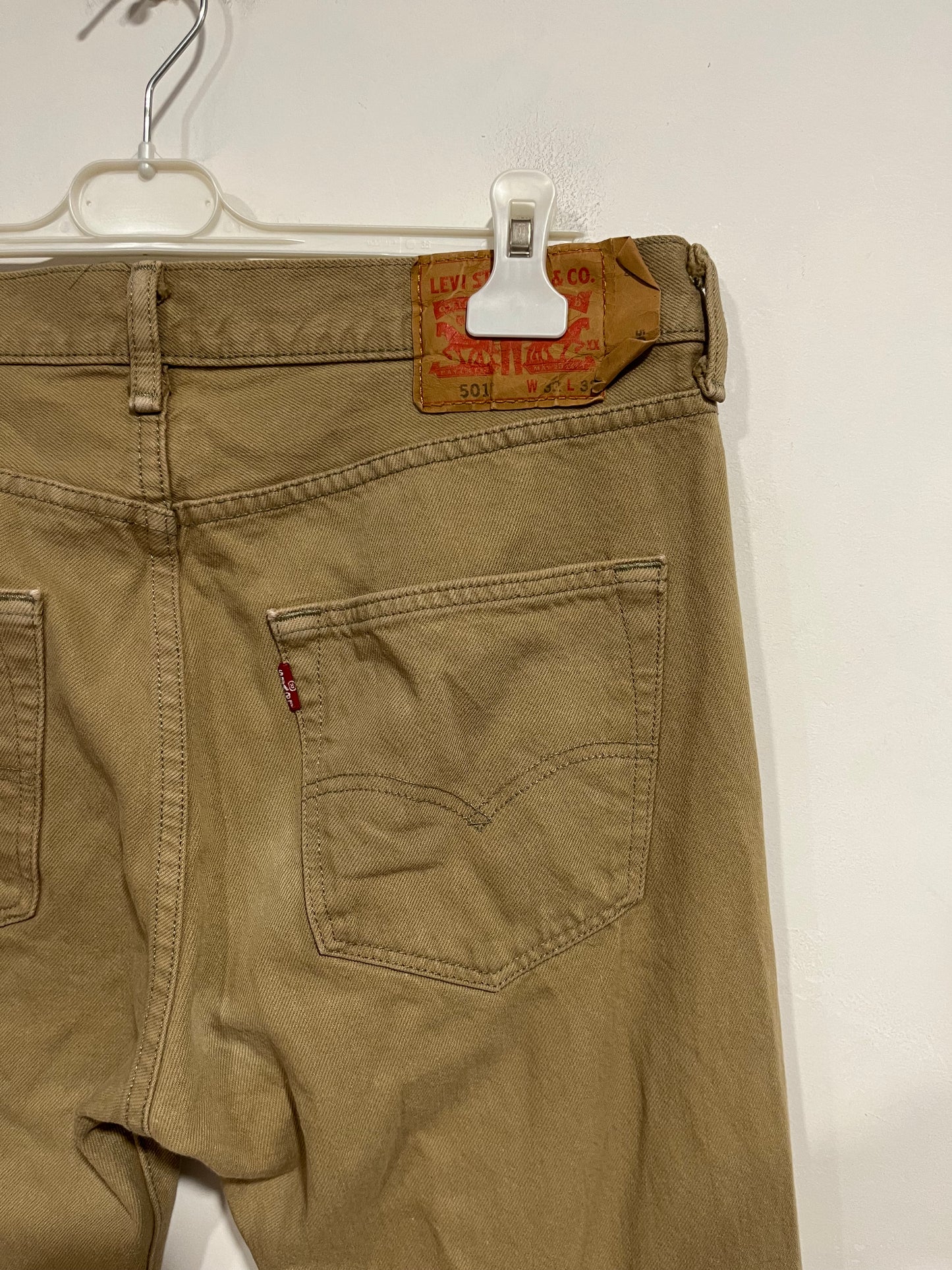 Jeans Levi’s 501 beige (G502)