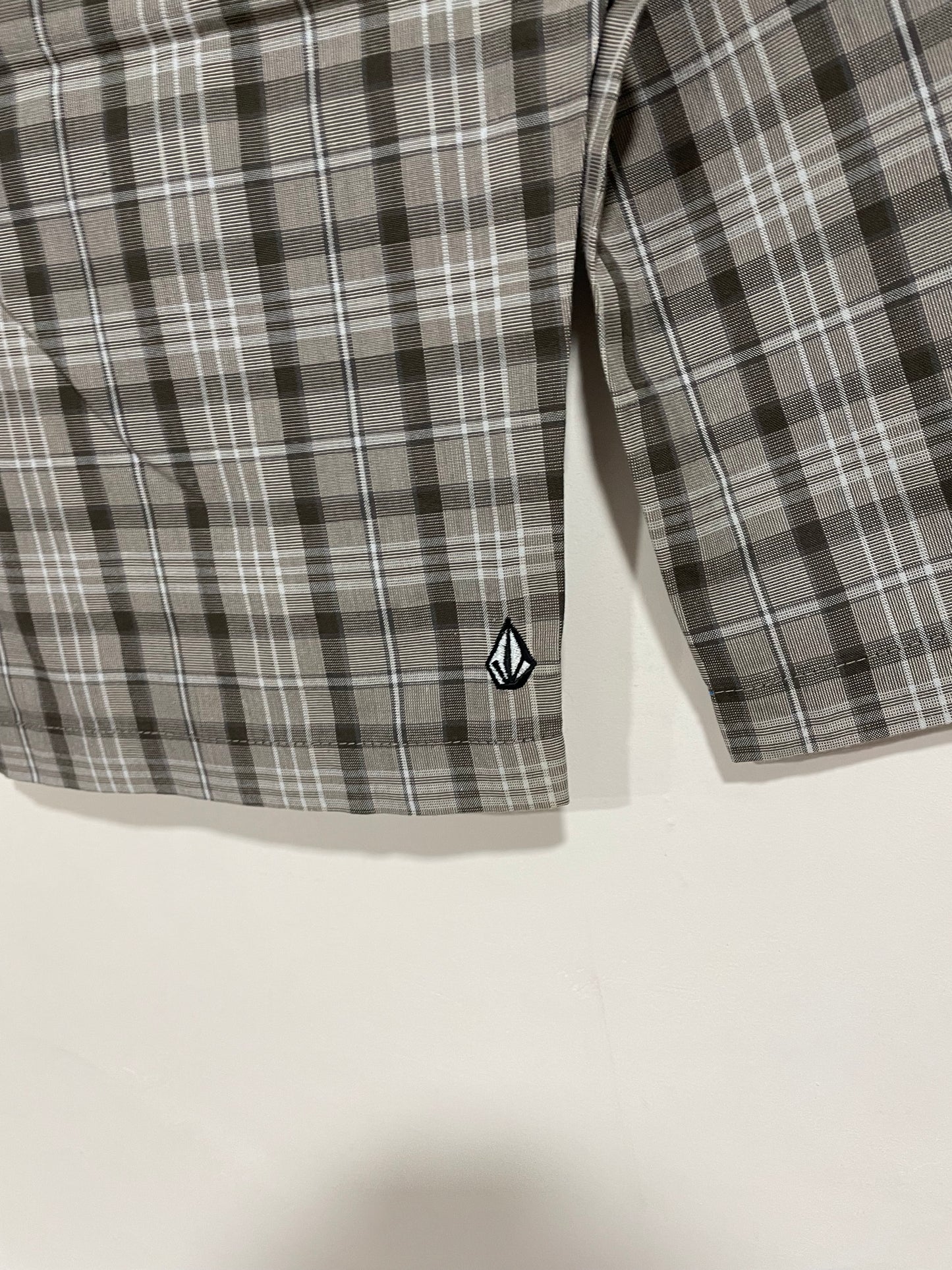 Shorts Volcom nuovo con cartellino (D682)