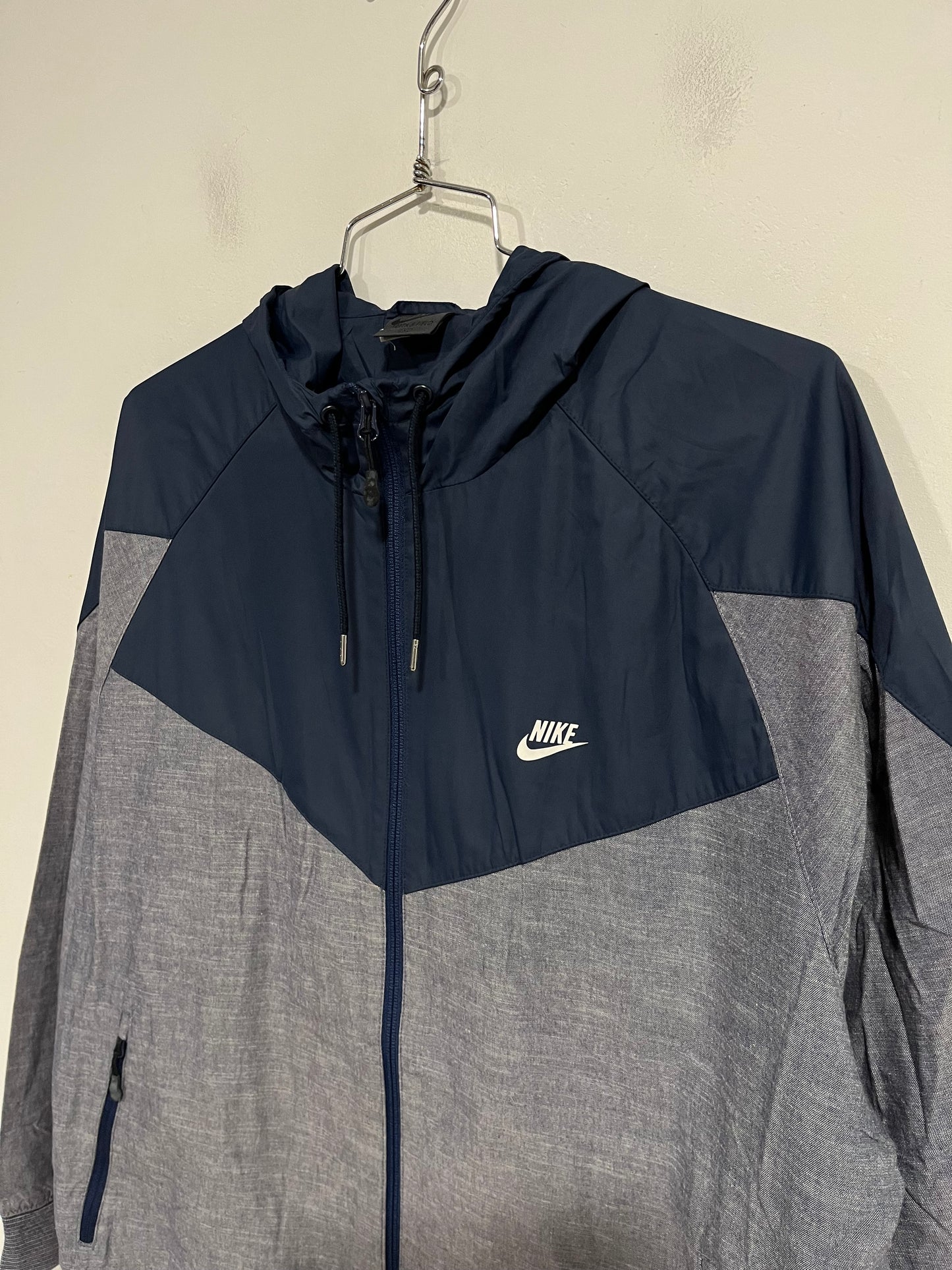Giubbotto primaverile Nike small logo (G100)