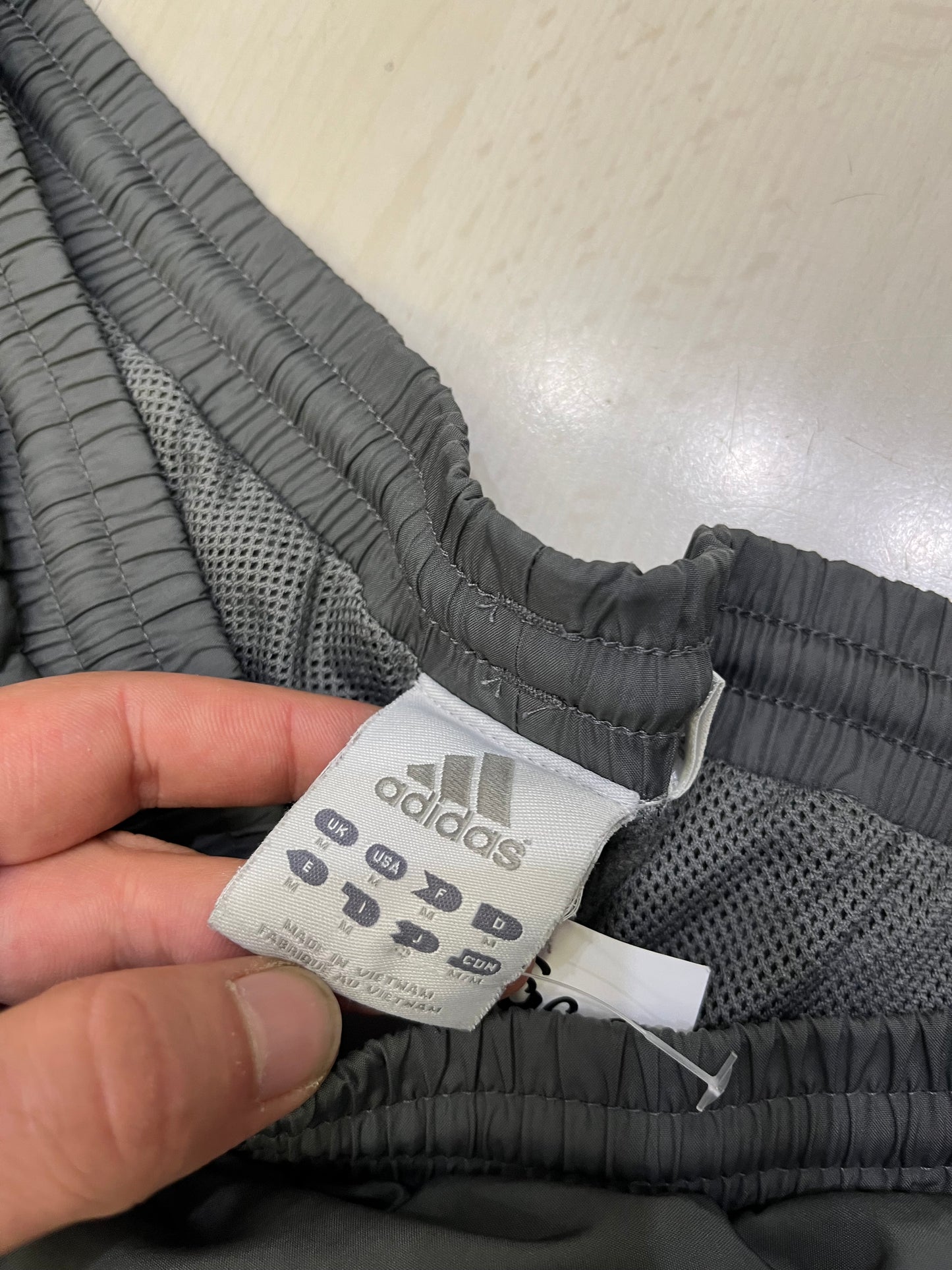Pantalone tuta Adidas vintage (G596)