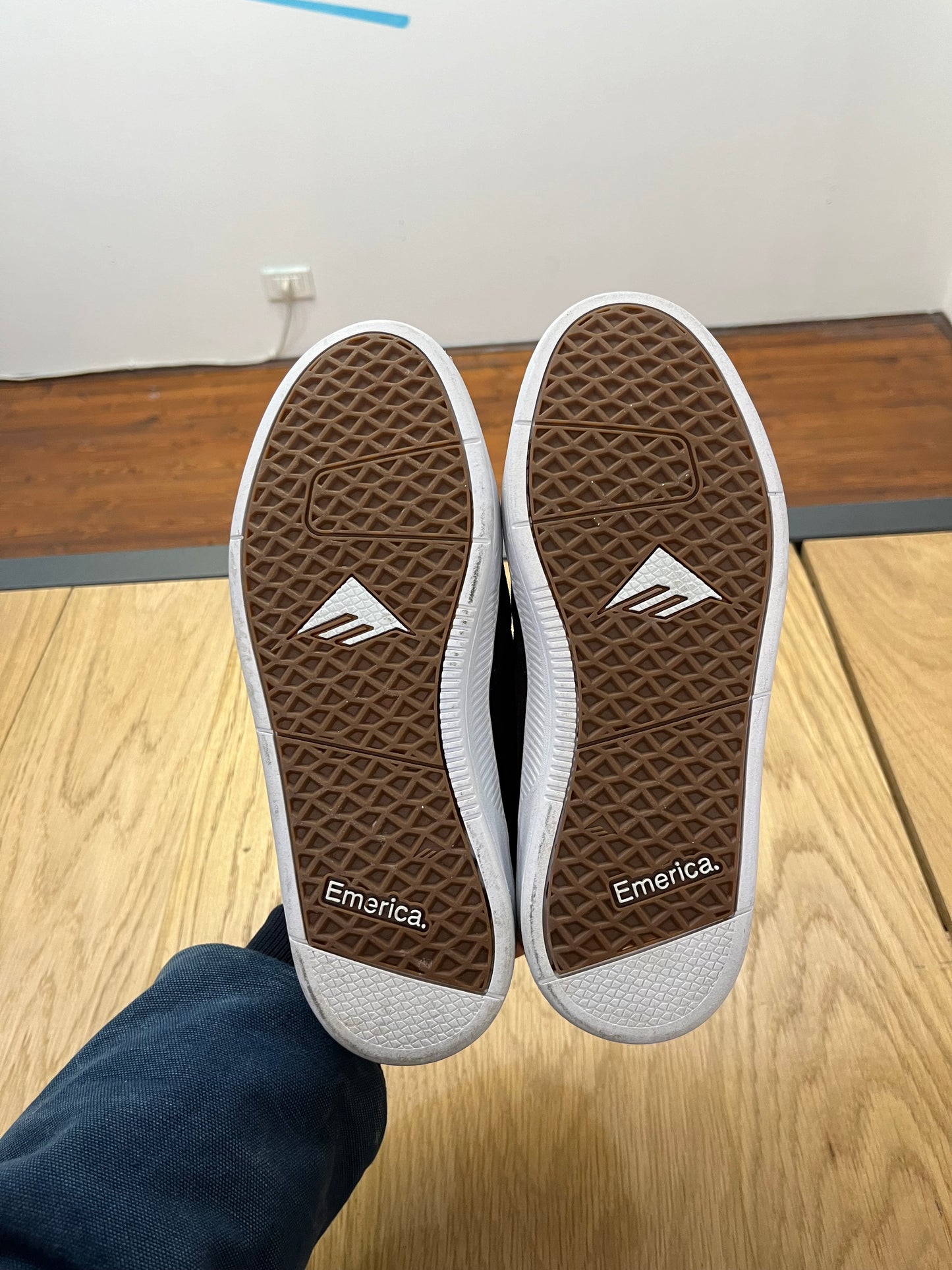 Scarpe Emerica The Romero Laced nuove con scatola (G313)