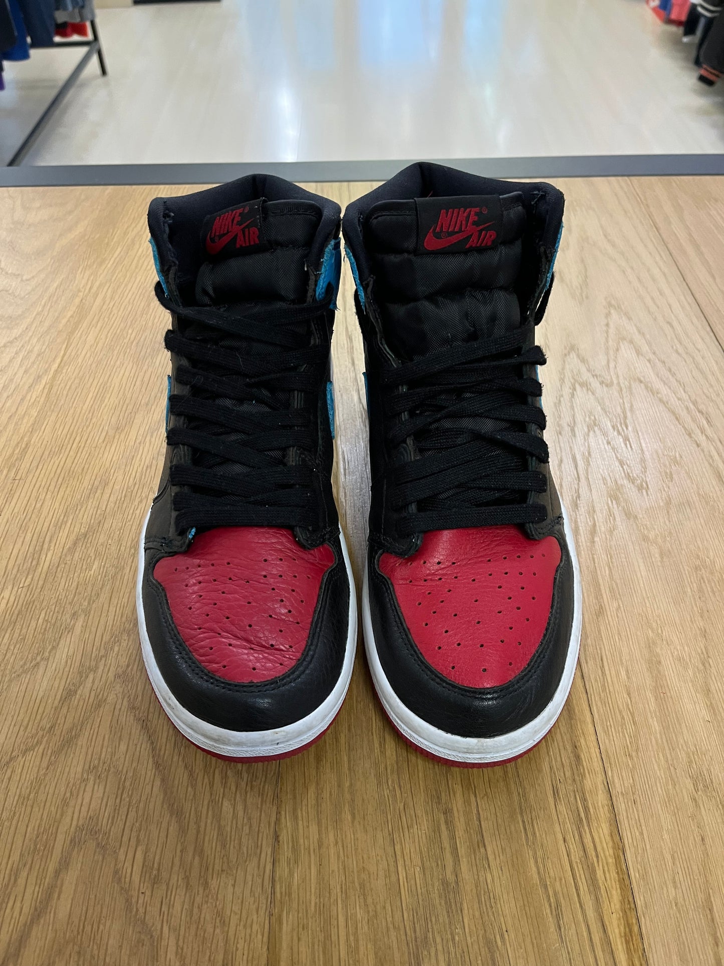 Scarpe Jordan 1 retro high NC to Chi (G584)