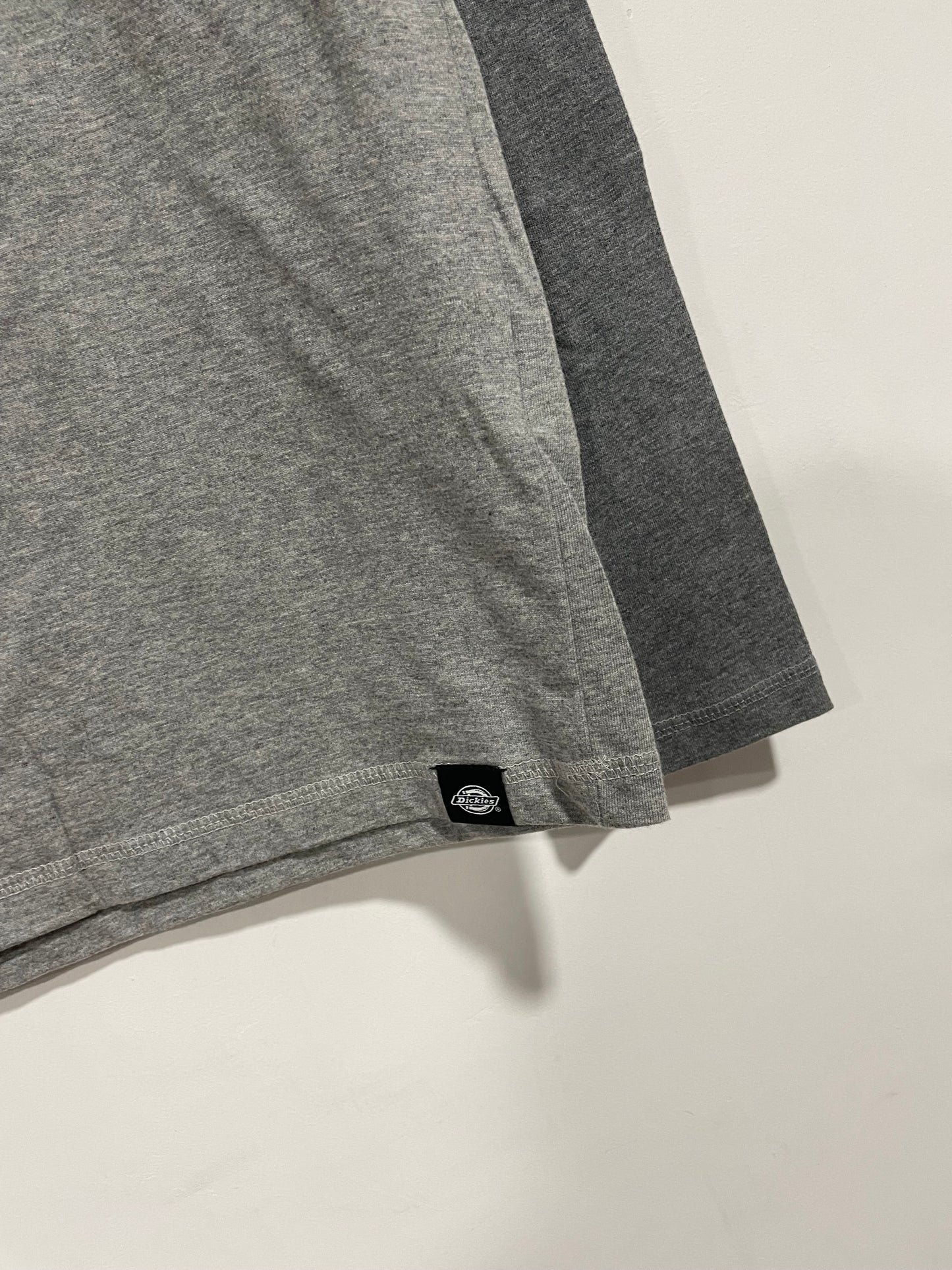 T shirt long sleeves Dickies nuova senza cartellino (C977)