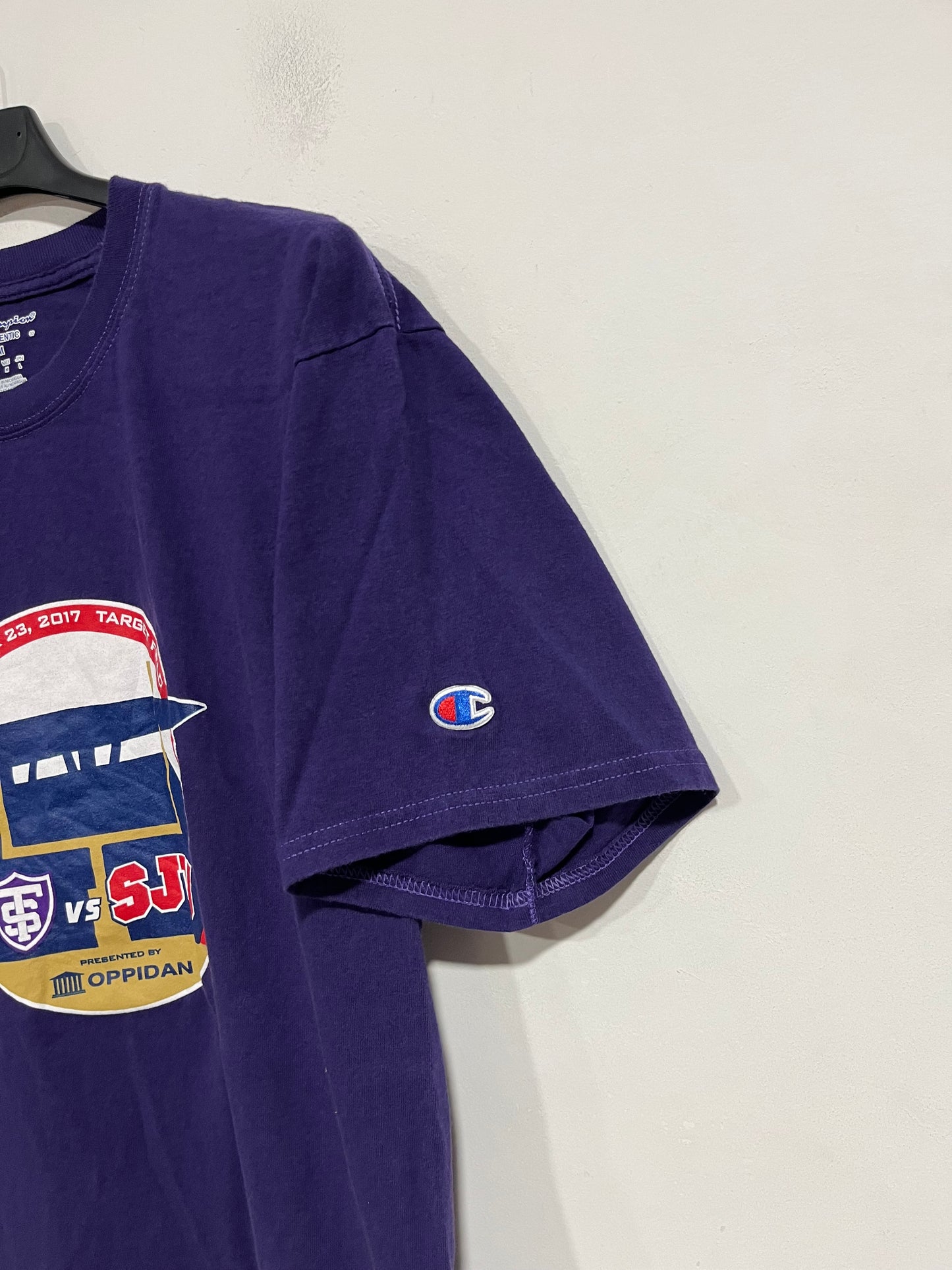 T shirt Champion NCAA from USA (G152)
