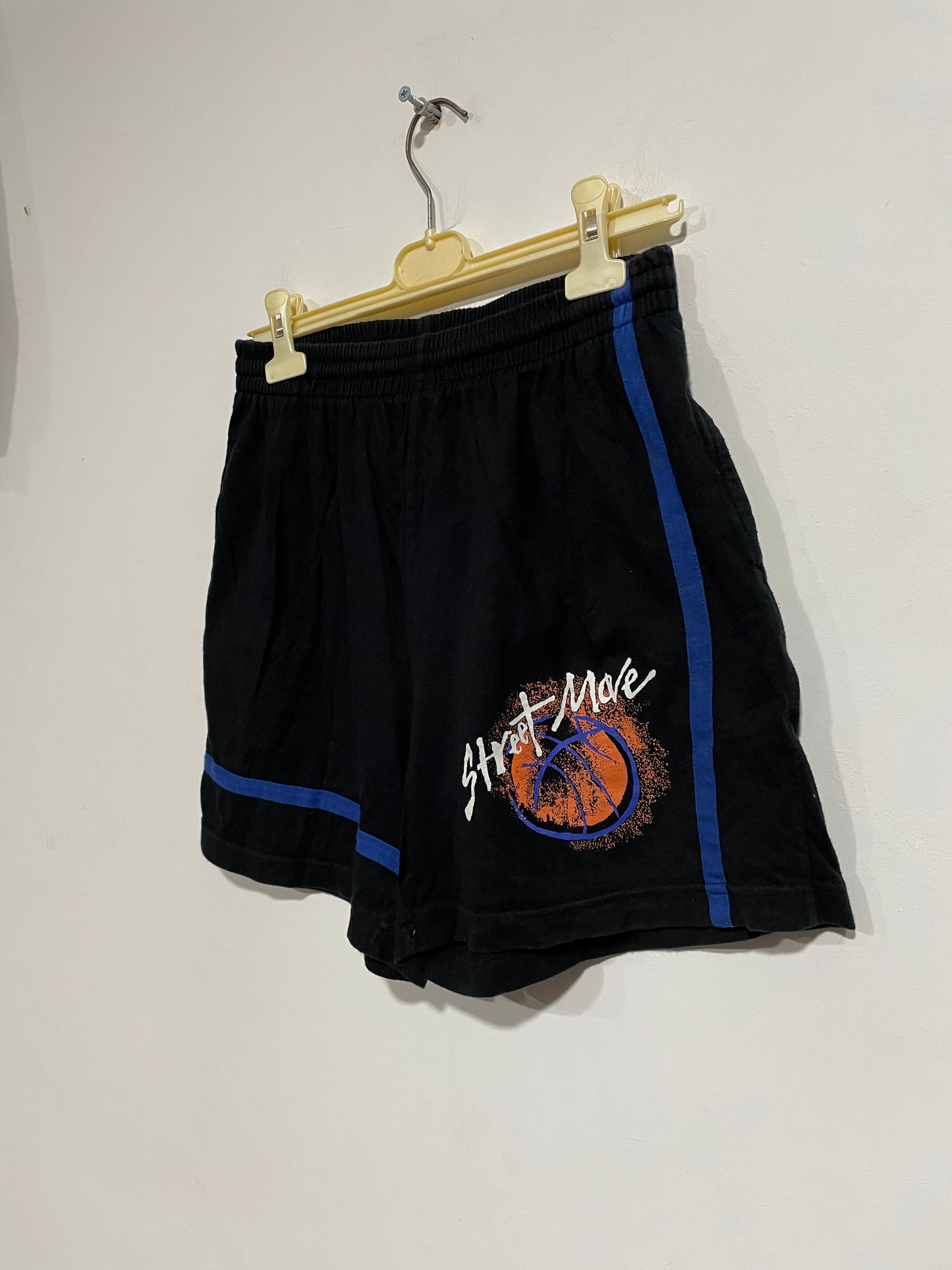 Shorts Street move (B636)