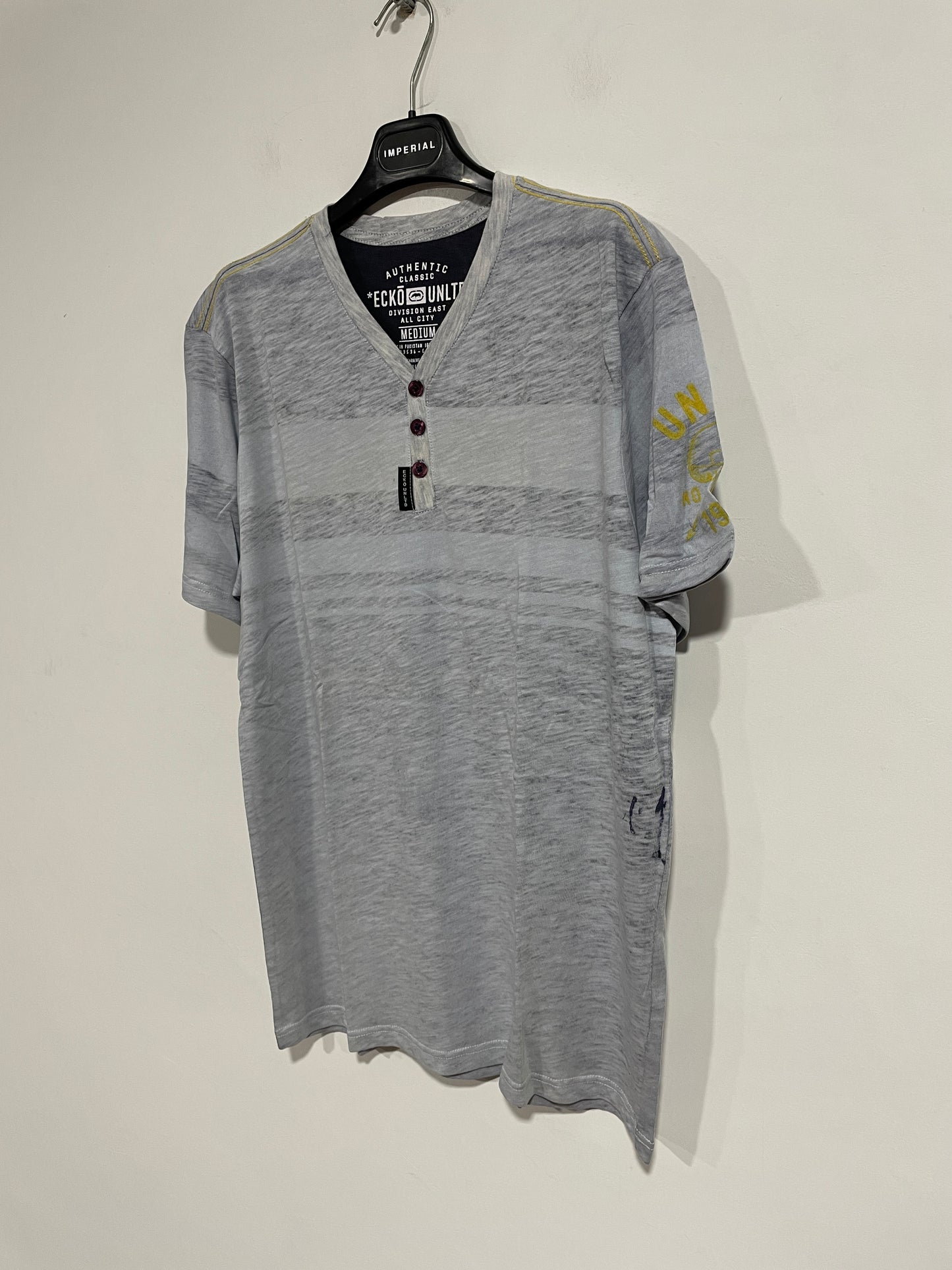 T shirt Ecko vintage (C146)