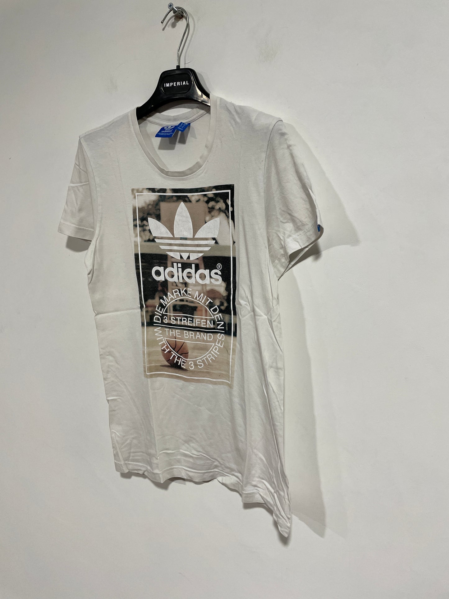 T shirt Adidas vintage (C096)