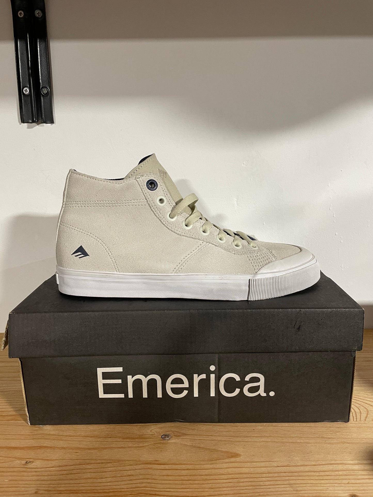 Emerica indicator High