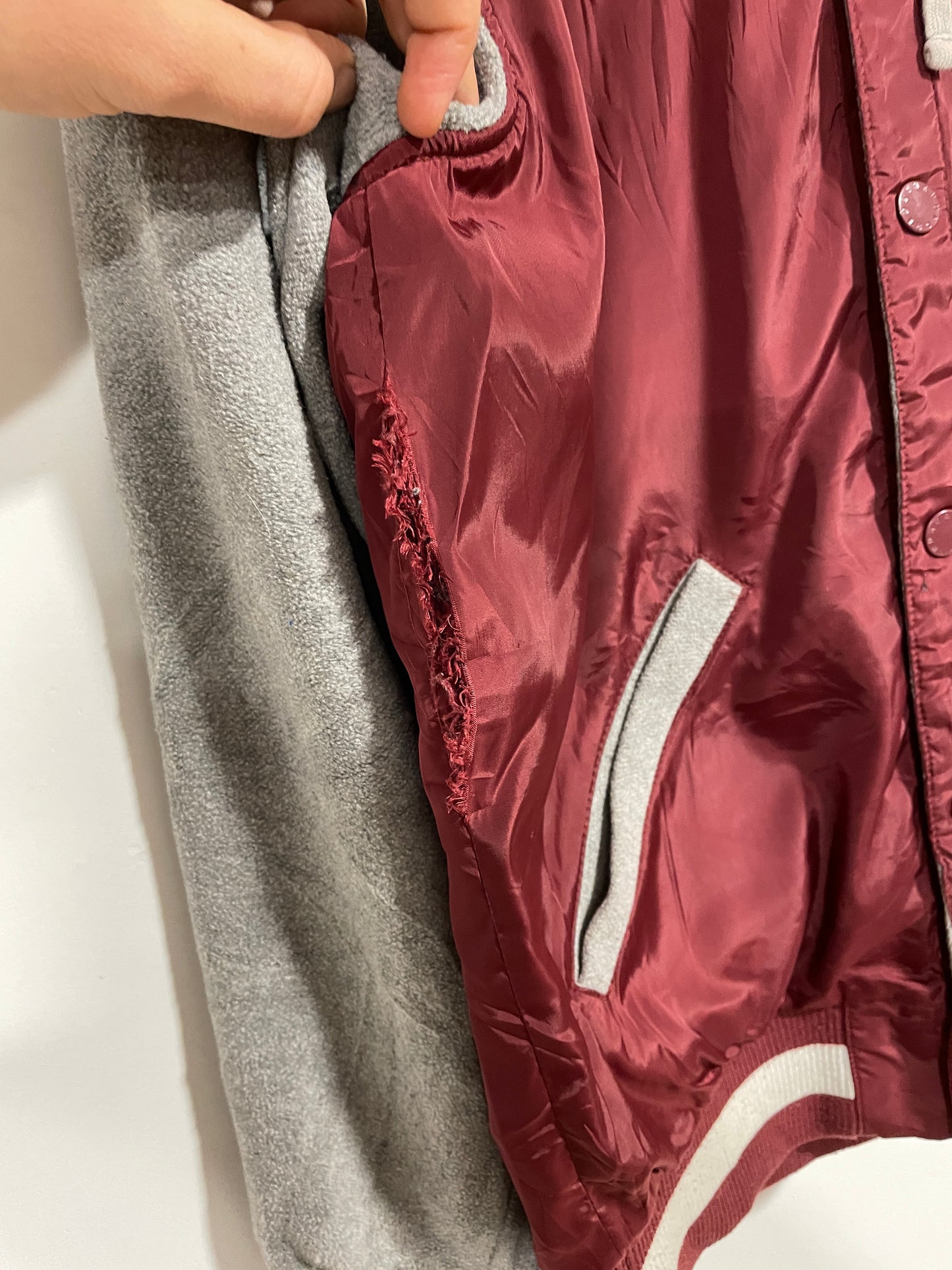 Bomber The Hundreds (A528)