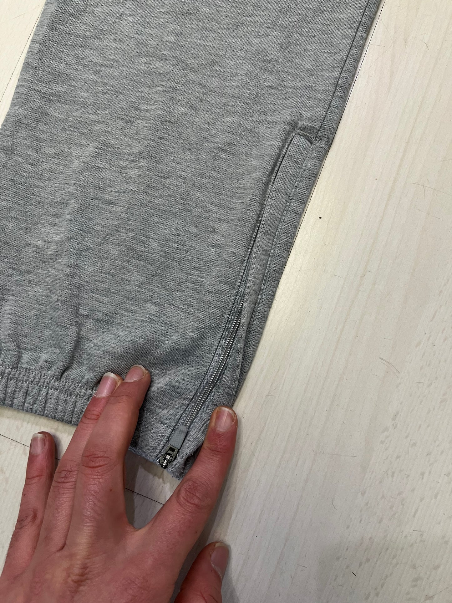 Pantalone tuta Nike dri fit (G970)