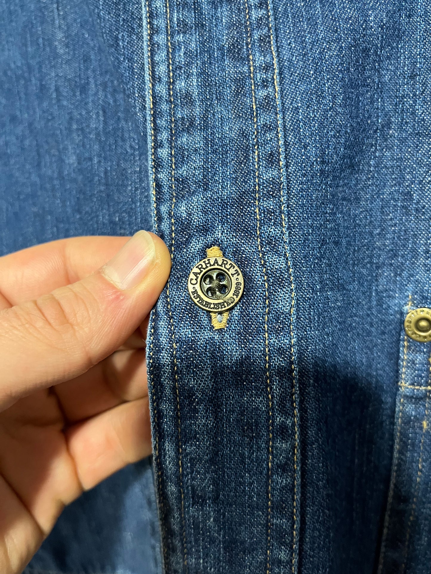 Camicia Carhartt in jeans nuova senza cartellino (G790)