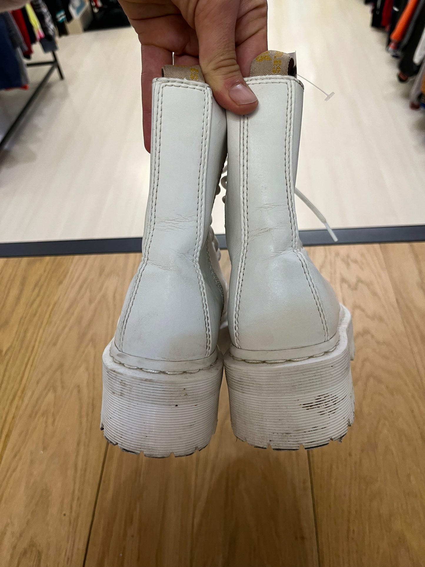 Stivali anfibi Dr Martens V Jadon II MONO platform bianchi (G666)