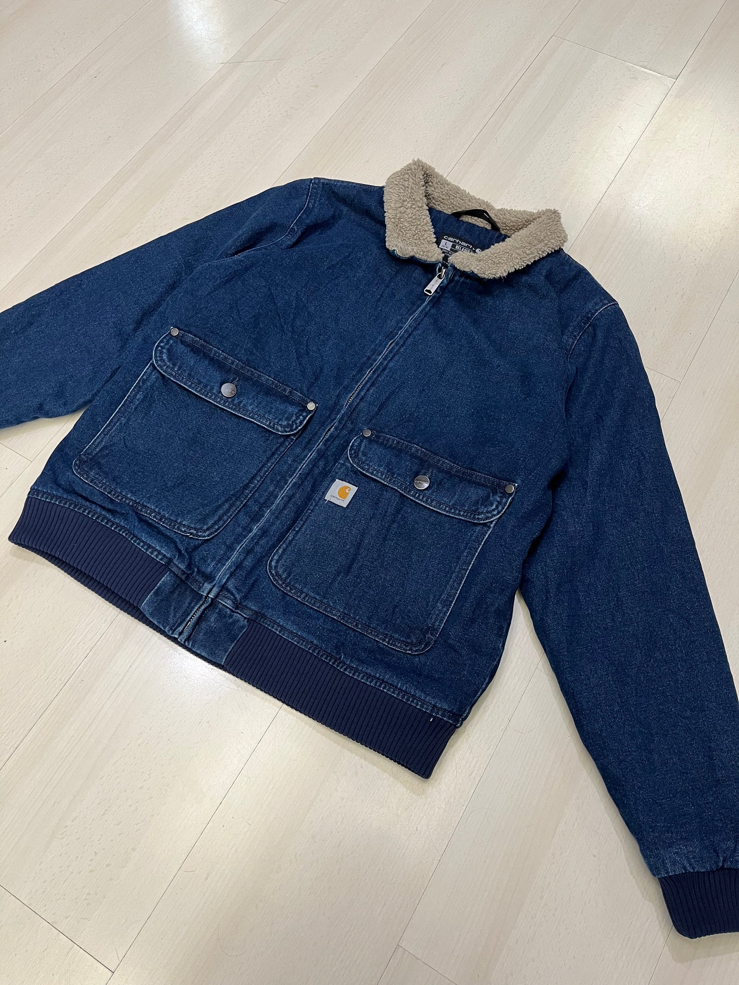 Giubbotto Carhartt in jeans con sherpa interno (G900)
