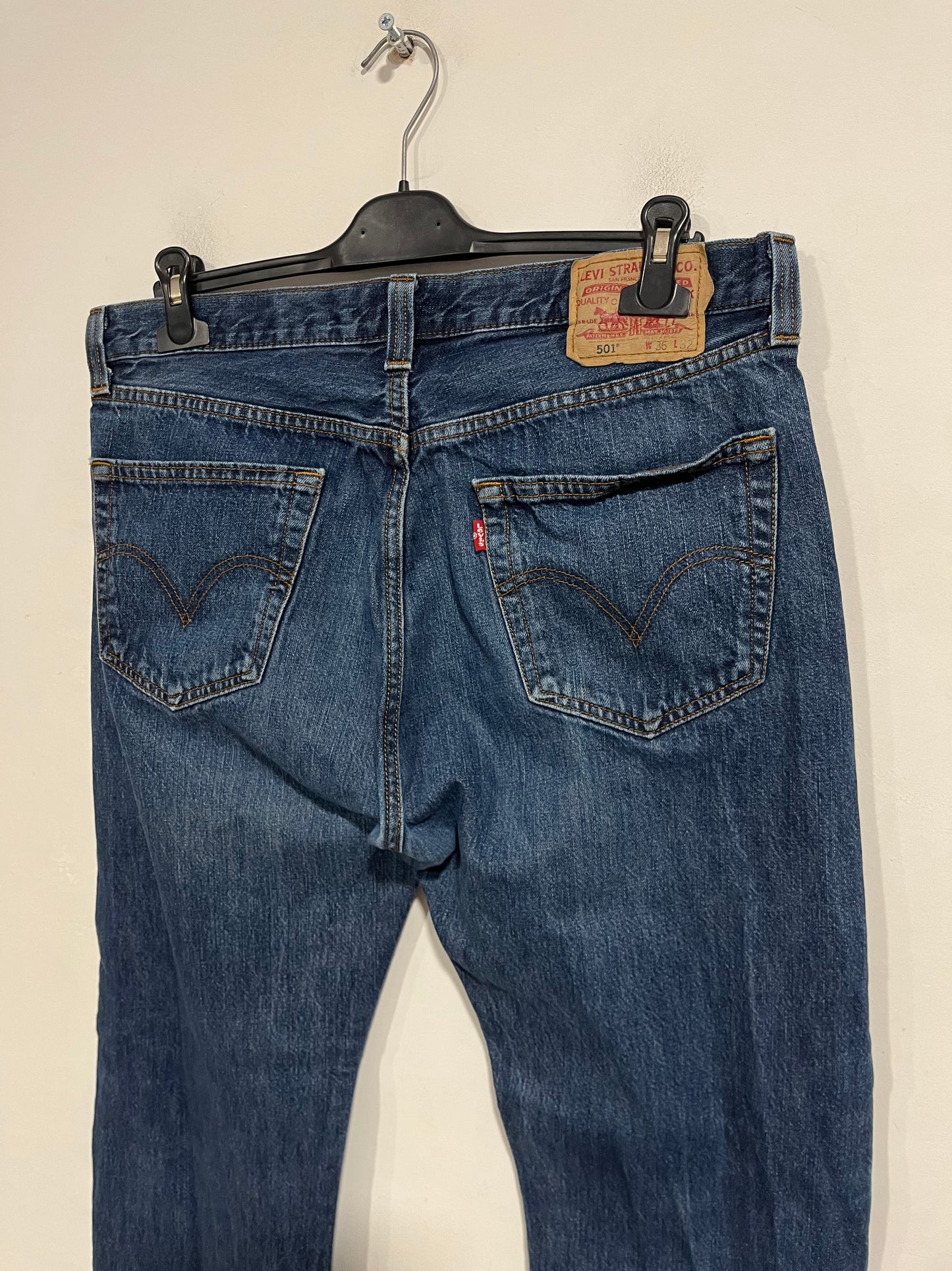 Jeans Levi’s 501 scuro (G019)