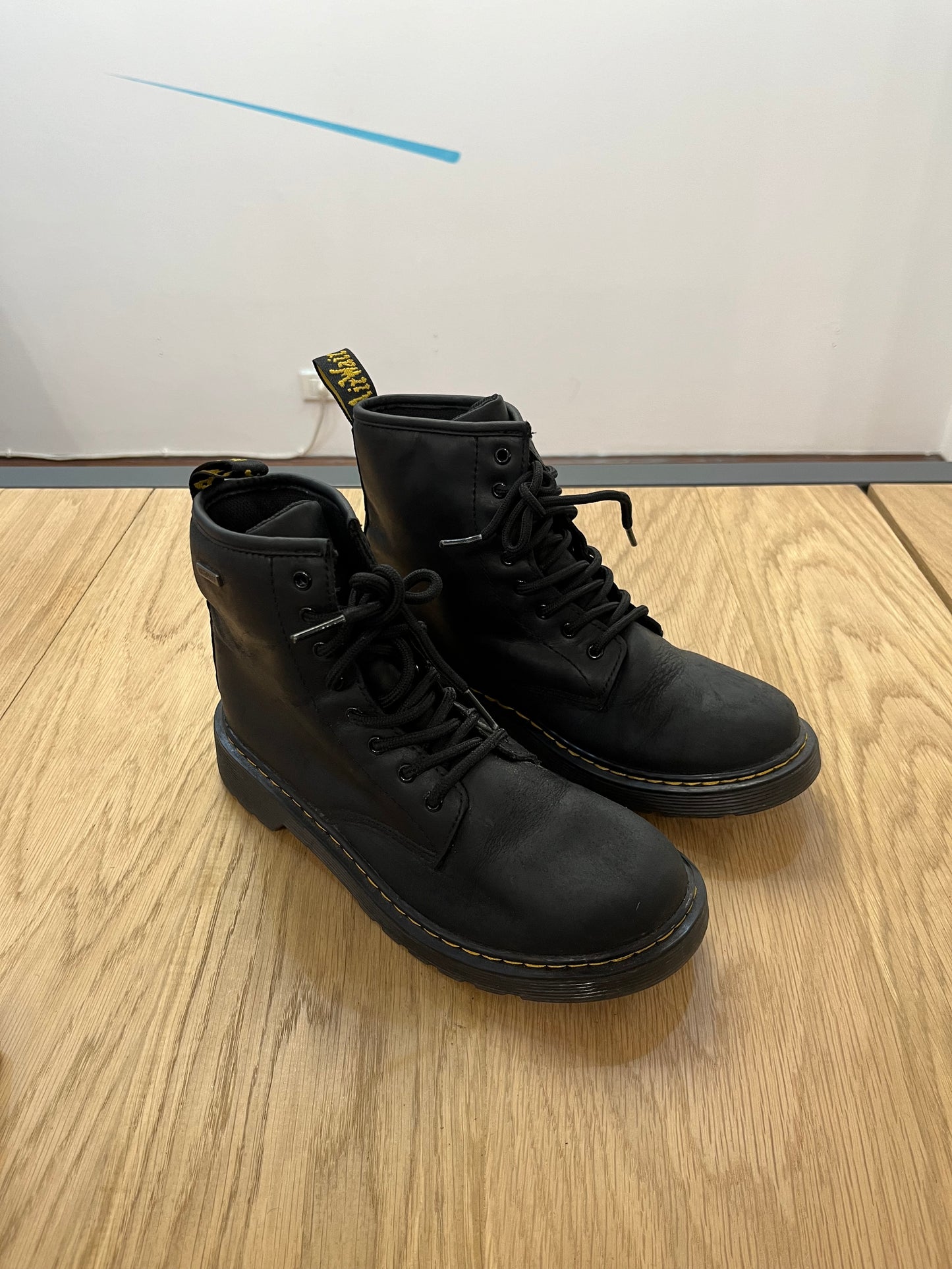 Stivaletti Dr Martens 1460 waterproof (F836)