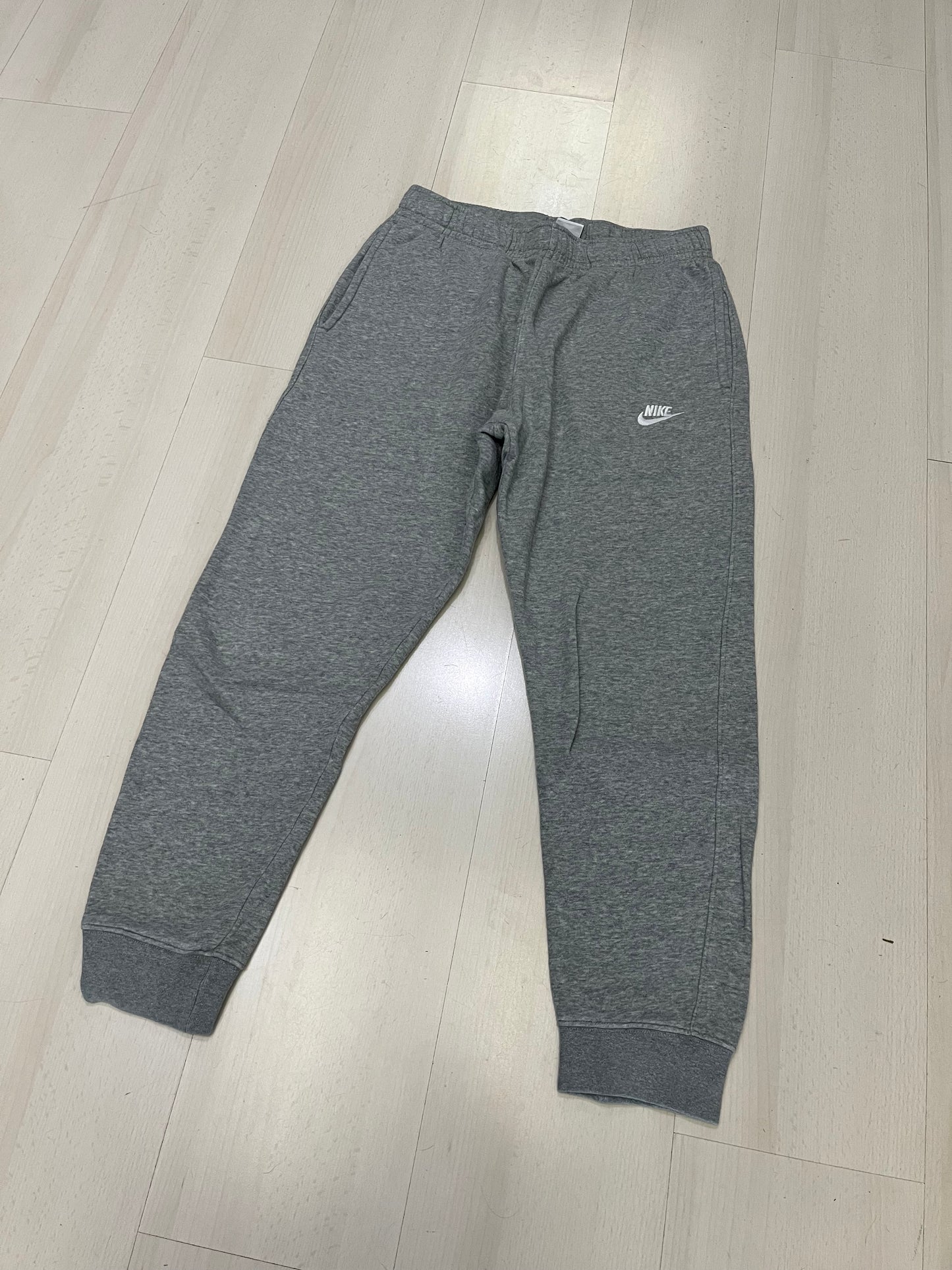 Pantalone tuta Nike grigio (G966)