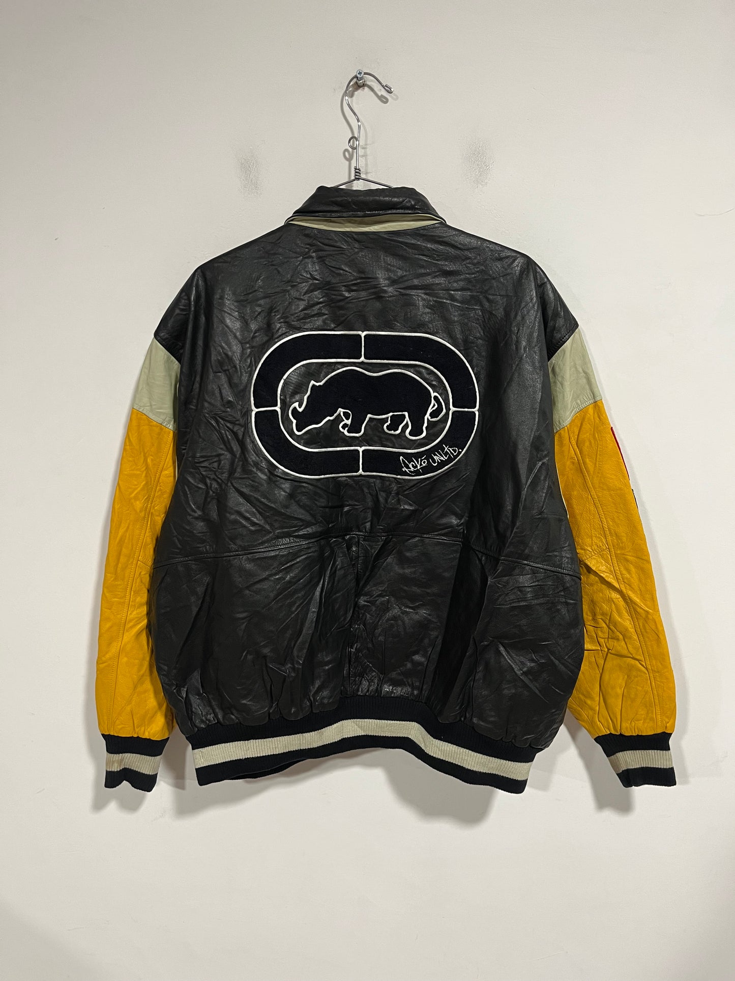 Introvabile Giubbotto Ecko anni 2000 in pelle (H056)