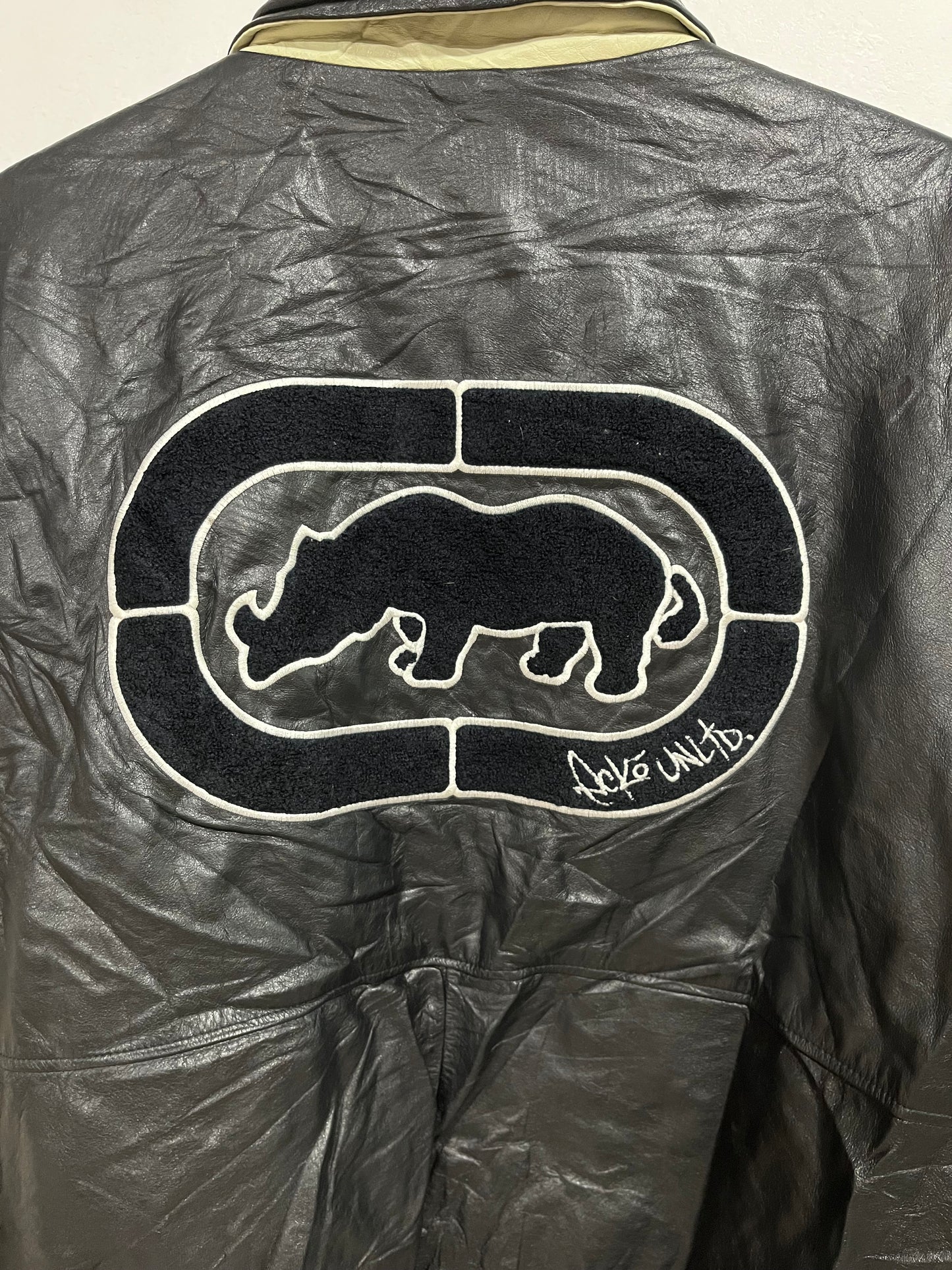 Introvabile Giubbotto Ecko anni 2000 in pelle (H056)