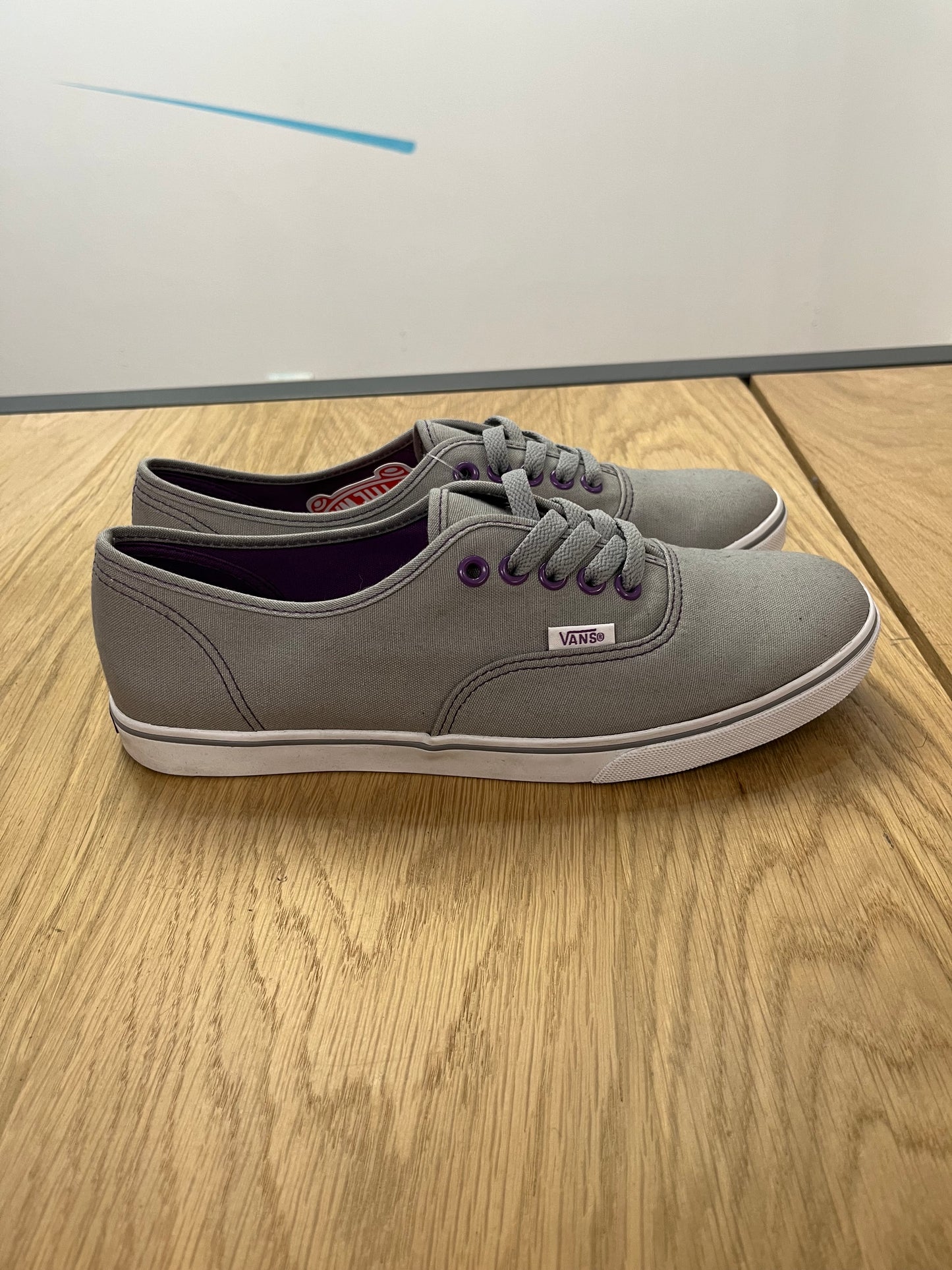 Scarpe Vans Authentic Lo pro nuove con scatola (G314)