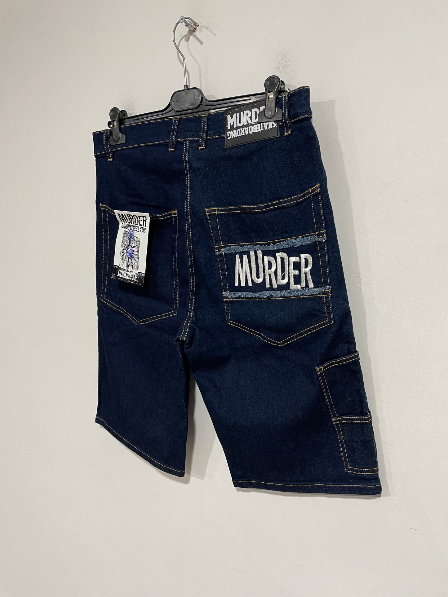 Shorts baggy Murder nuovo con cartellino (D685)
