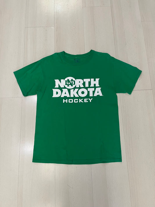 T shirt Champion official ncaa North Dakota Hockey (H114)