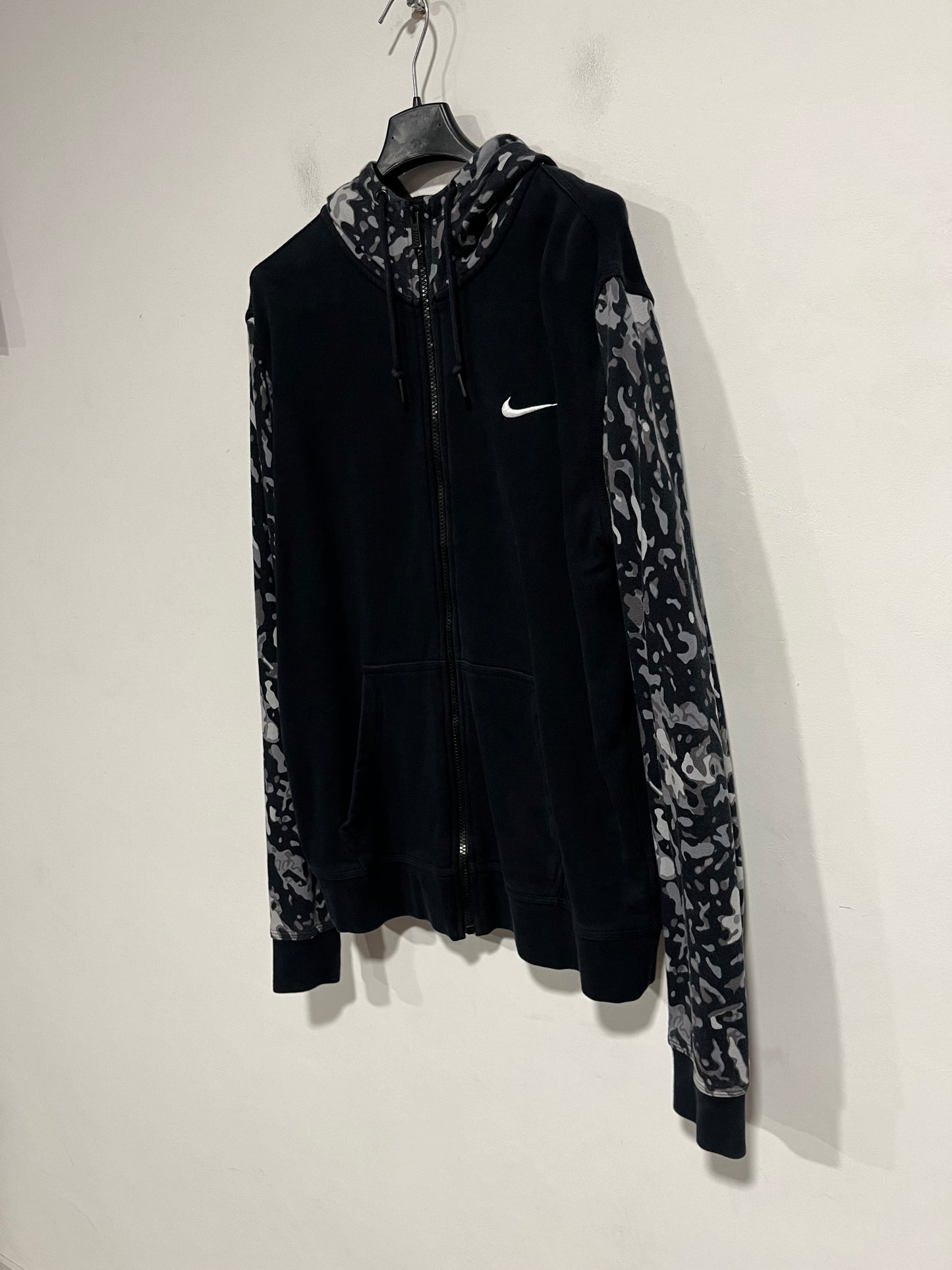 Felpa Nike con zip (F012)