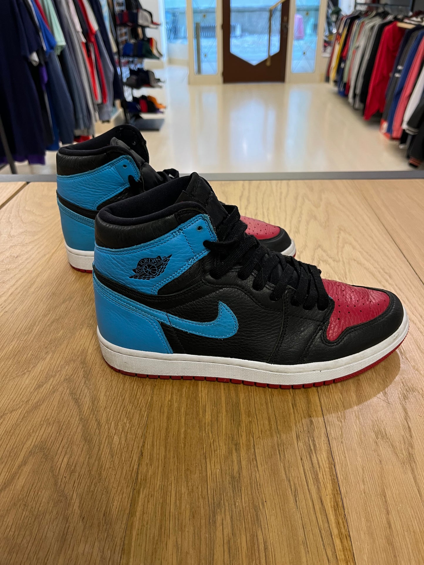 Scarpe Jordan 1 retro high NC to Chi (G584)