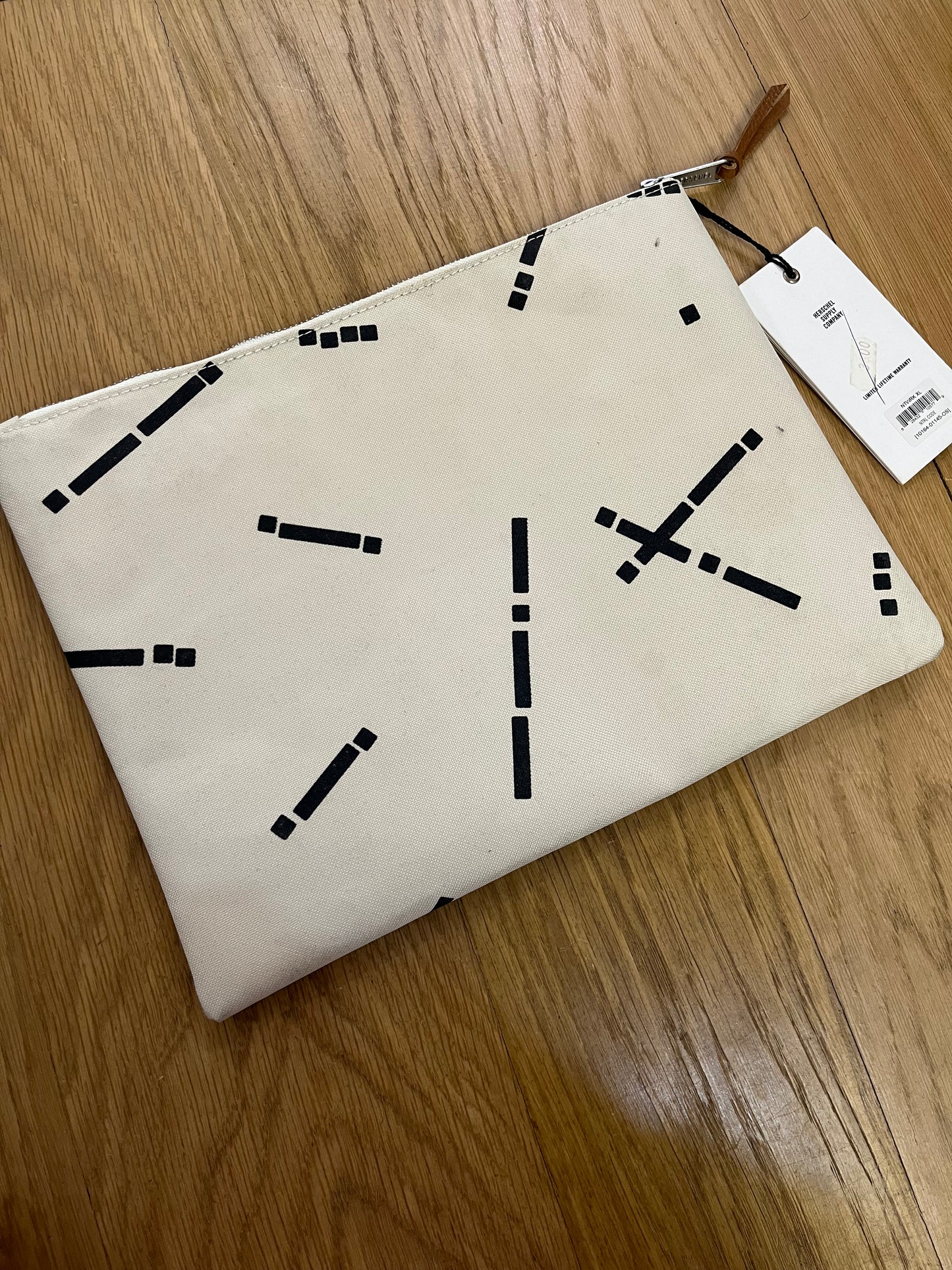 Porta ipad pochette Herschel nuova con cartellino (H102)