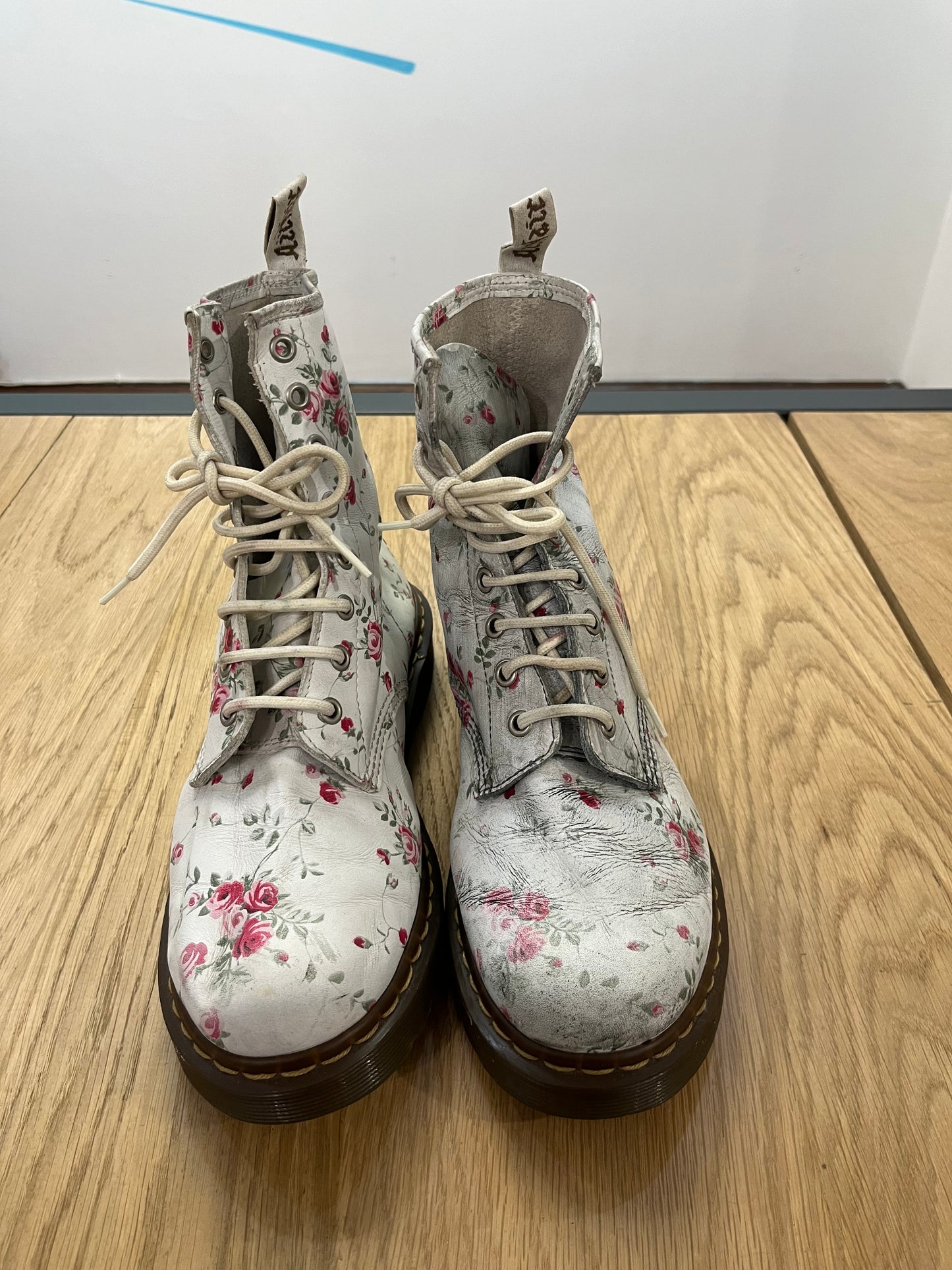 Anfibi Dr. Martens floreali (F944)