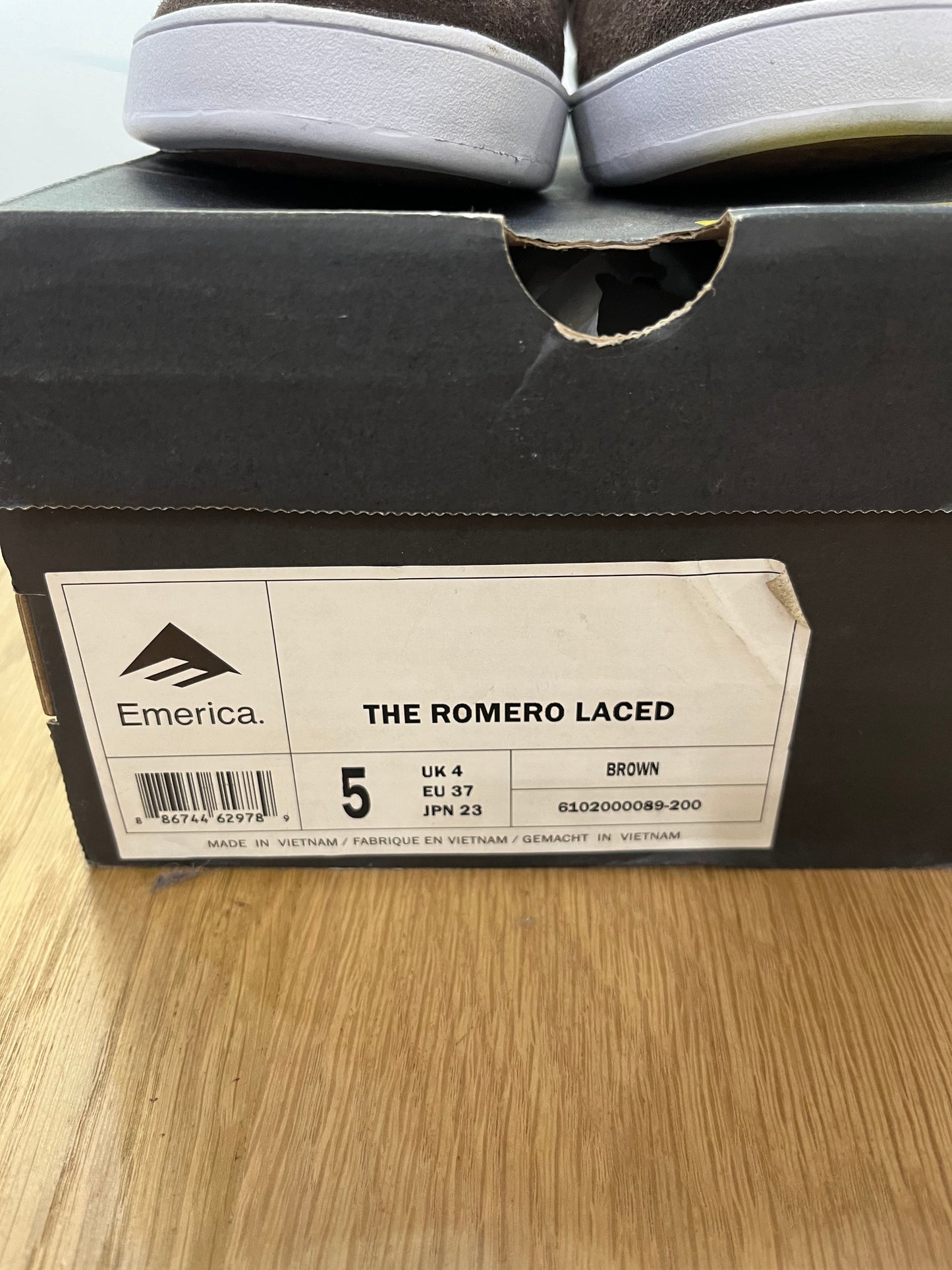 Scarpe Emerica The Romero Laced nuove con scatola (G313)