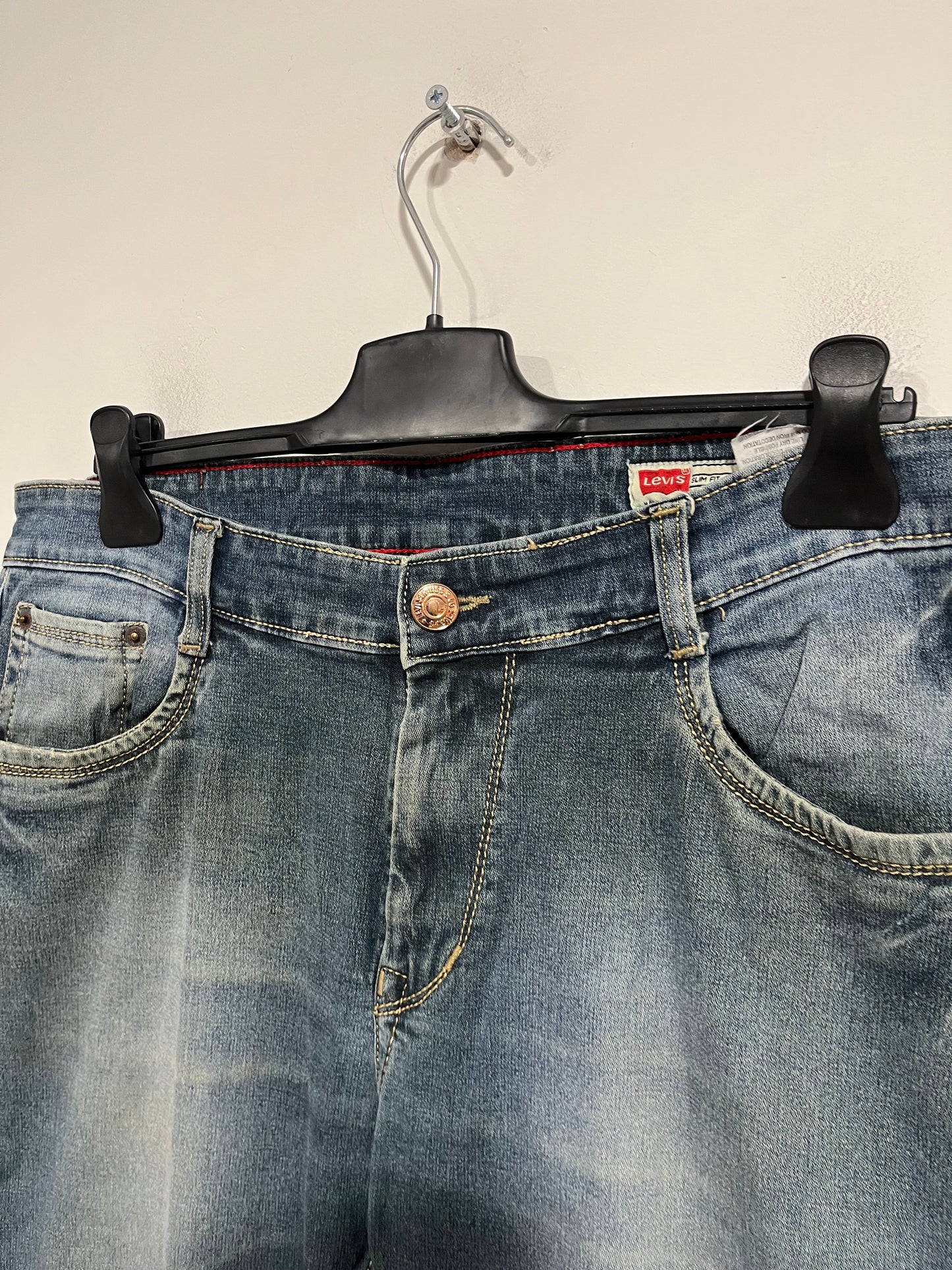 Jeans Levi’s 504 (H142)