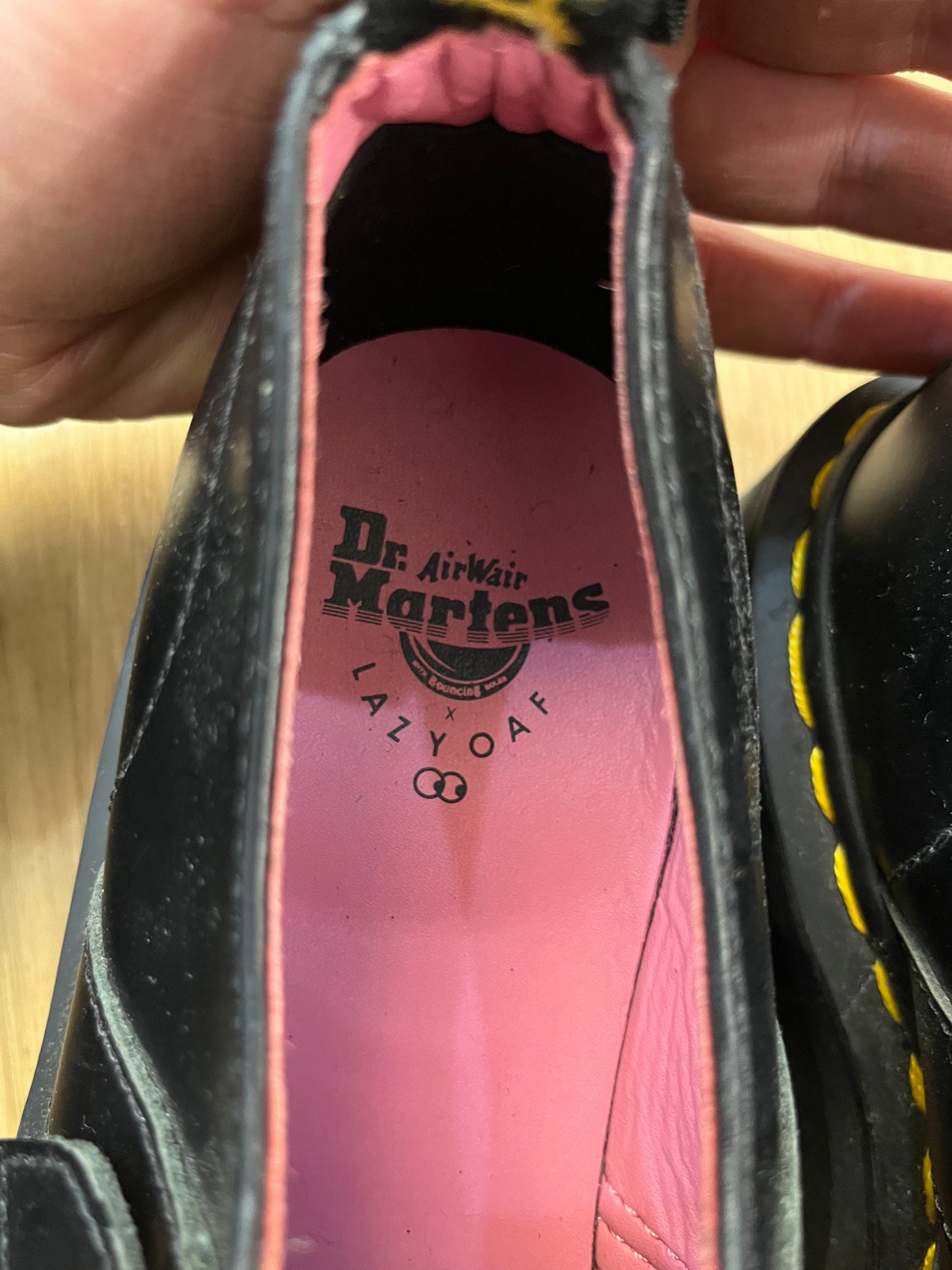 Limited edition Dr. Martens x Lazy Oaf (F887)