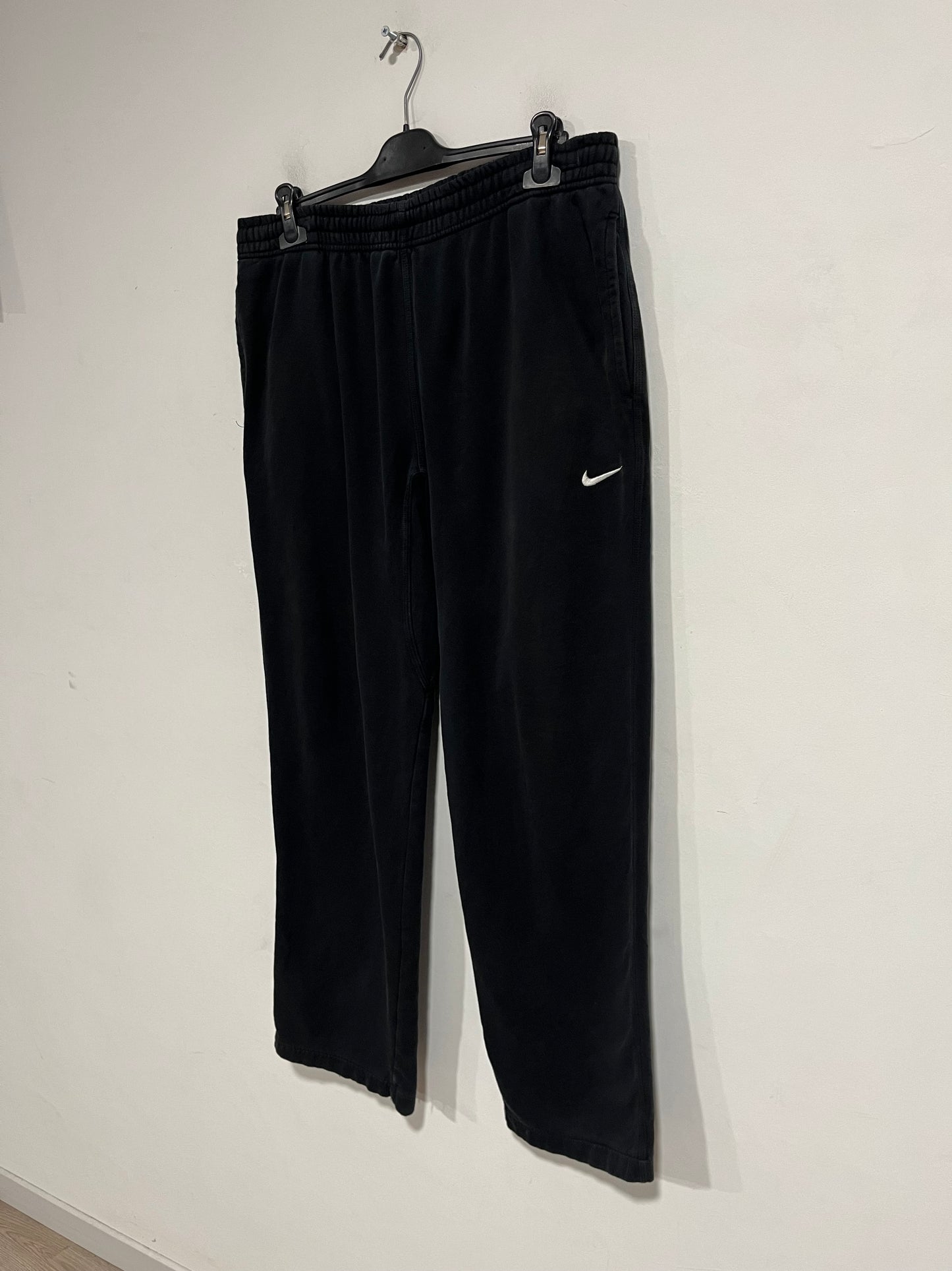 Pantalone tuta Nike a gamba larga (F980)