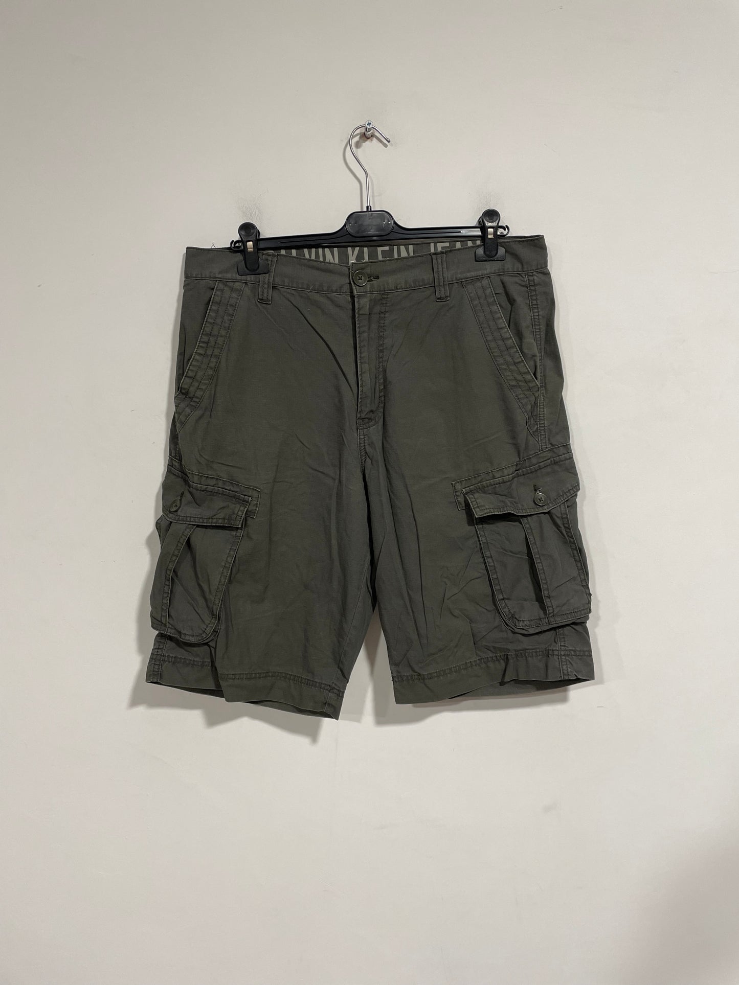 Shorts cargo Calvin Klein (D707)