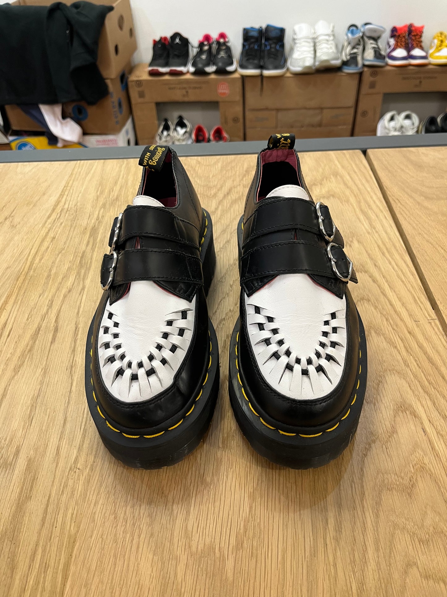 Limited edition Dr. Martens x Lazy Oaf (F887)