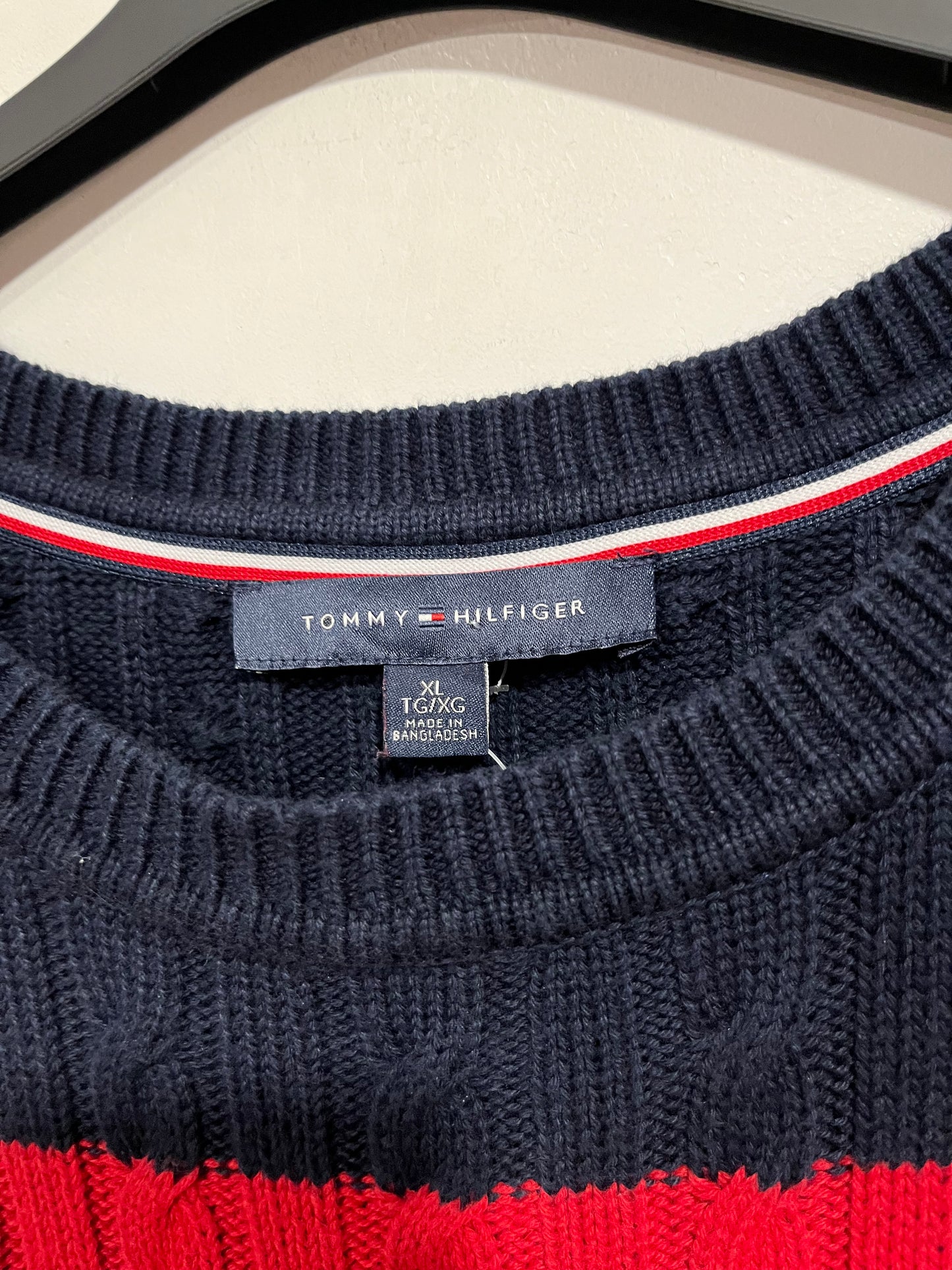 Maglioncino Tommy Hilfiger a righe (H079)
