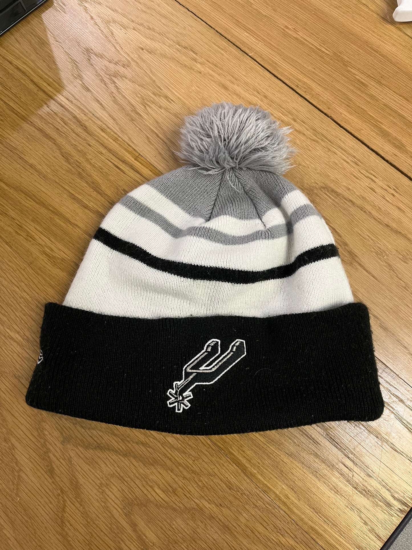 Berretto invernale New Era NBA San Antonio Spurs (G845)